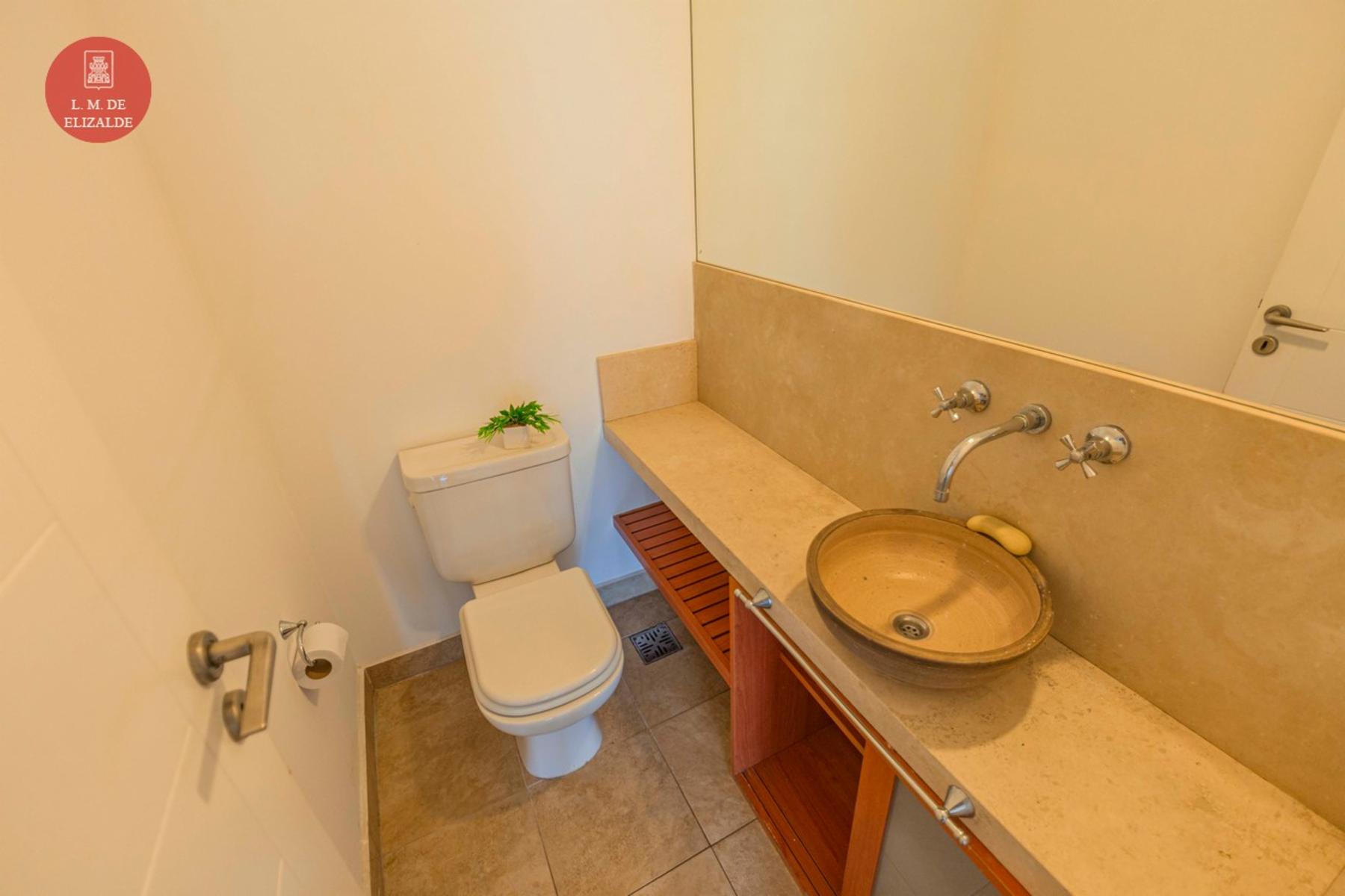 Estanislao del Campo y Roca - Duplex de 3 amb con Amenities - Venta - Florida — foto 3