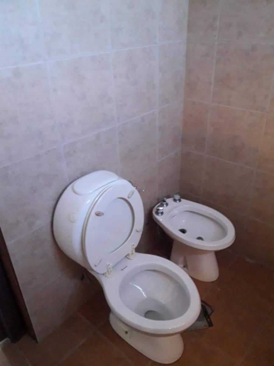 CASA + CABAÑA + PISCINA EN UN HERMOSO LOTE DE 1500M2.. ESCRITURAS.EN LA PAZ TRASLASIERRA CBA — foto 6