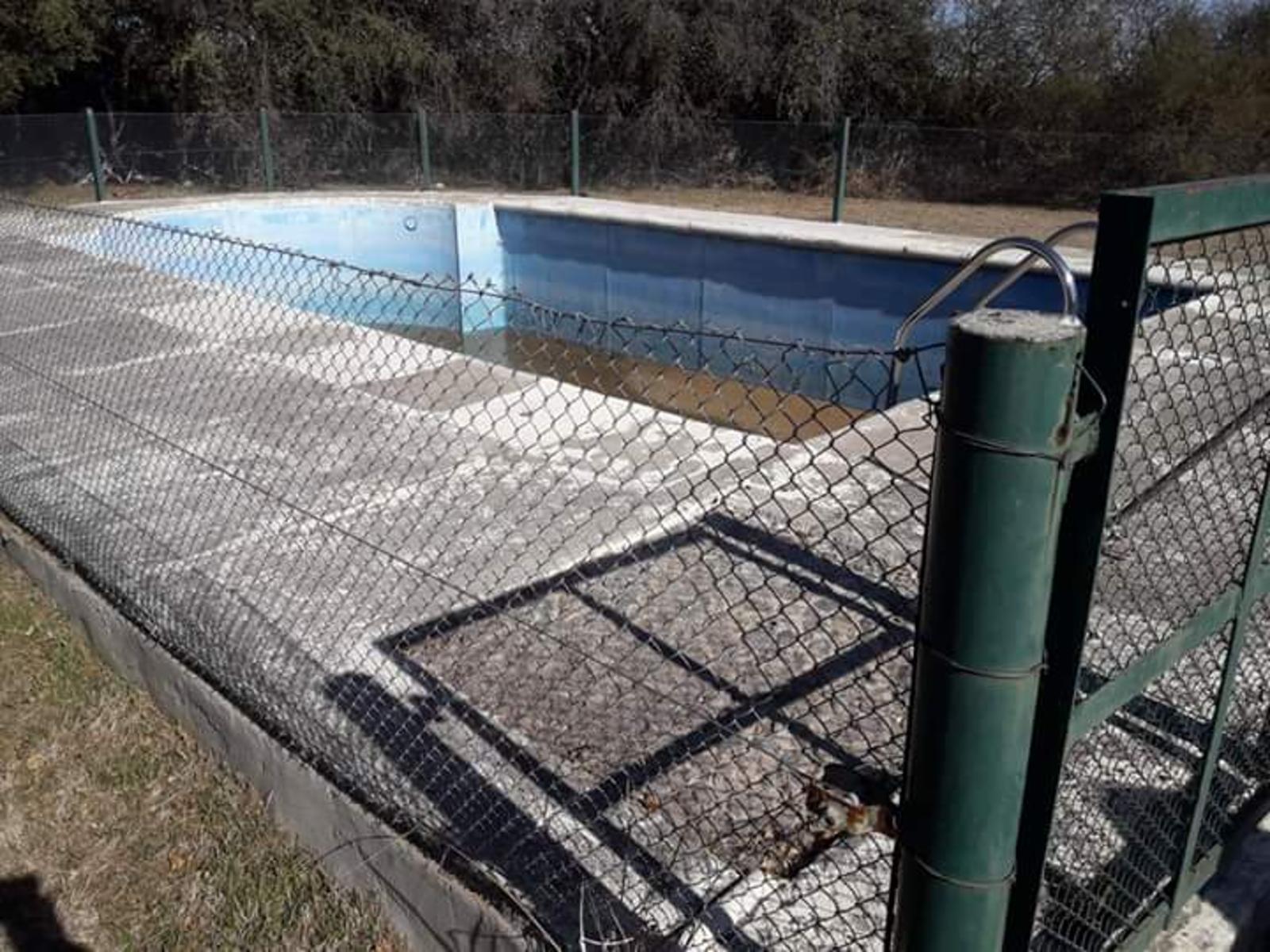 CASA + CABAÑA + PISCINA EN UN HERMOSO LOTE DE 1500M2.. ESCRITURAS.EN LA PAZ TRASLASIERRA CBA — foto 10