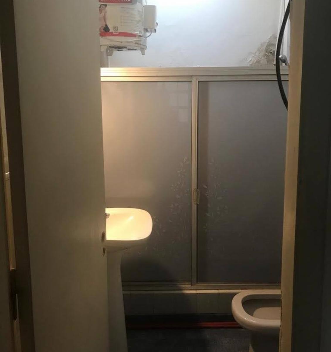 Chalet a remodelar con 2 viviendas en terreno de 10 x 30 — foto 3