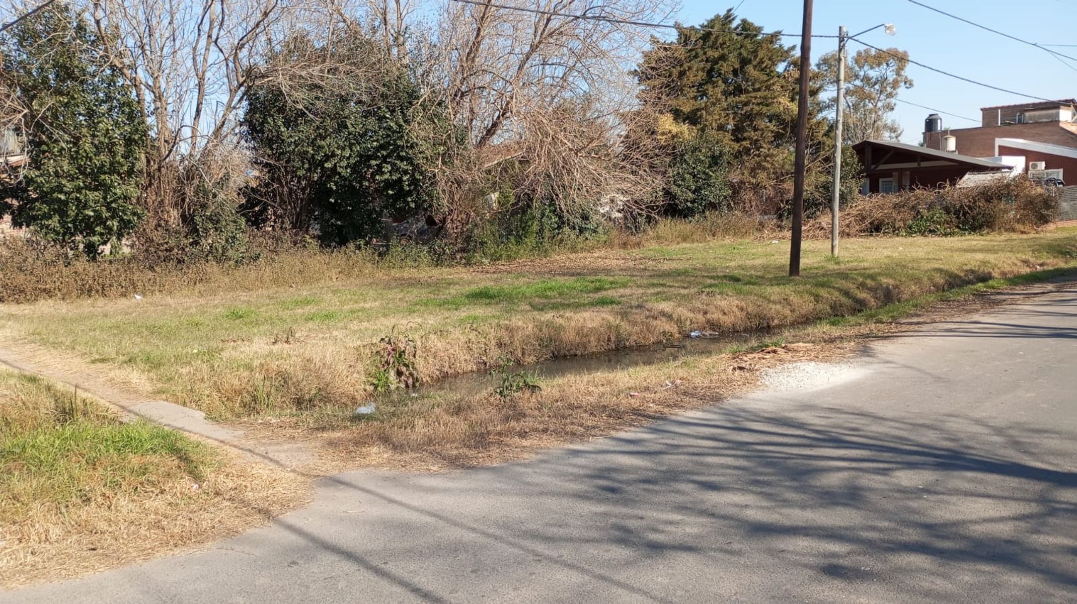 Terreno de 400m2 en la esquina de Irigoyen — foto 2
