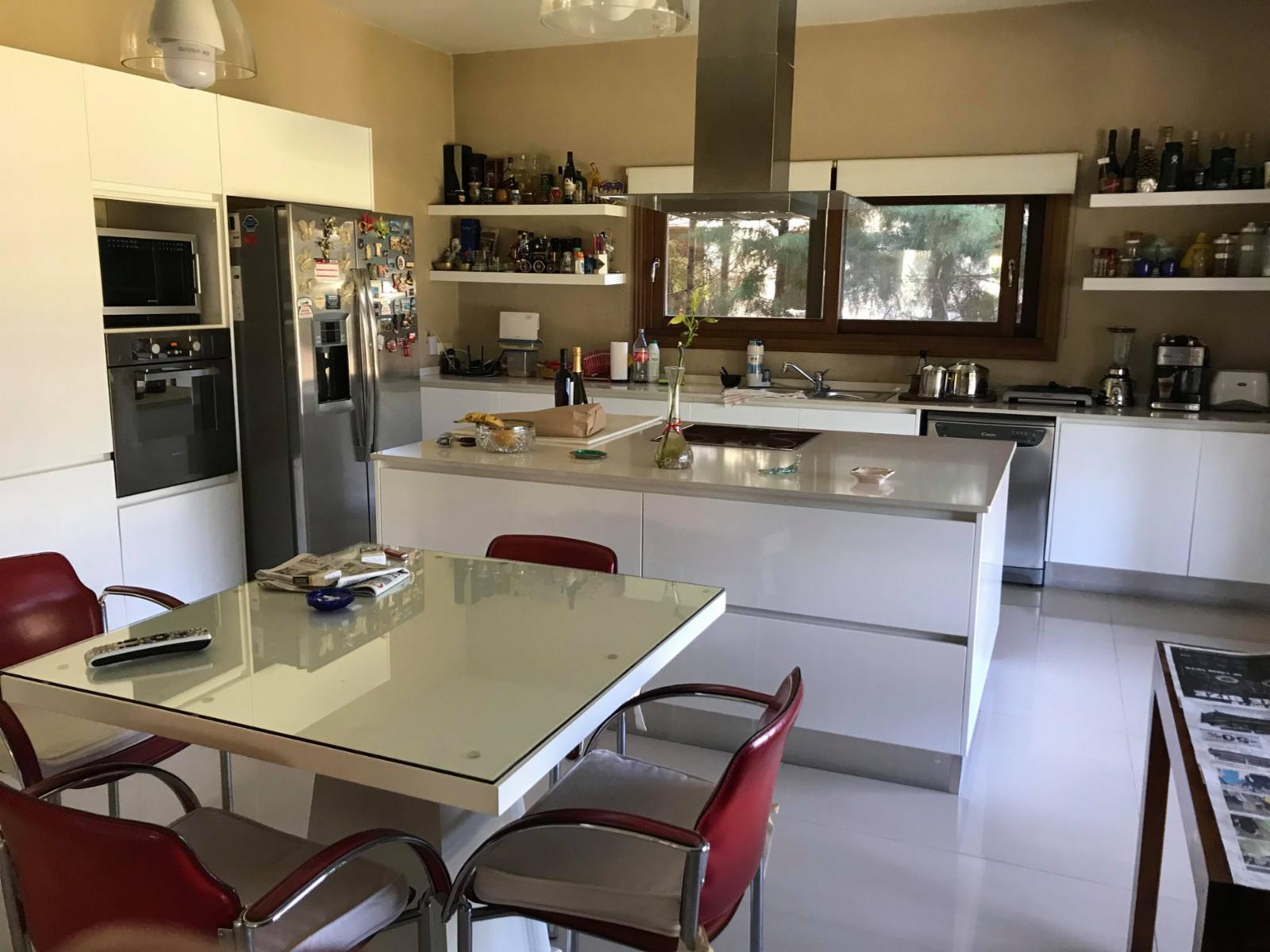 Inmejorable propiedad en Cabos del lago, Nordelta. — foto 10