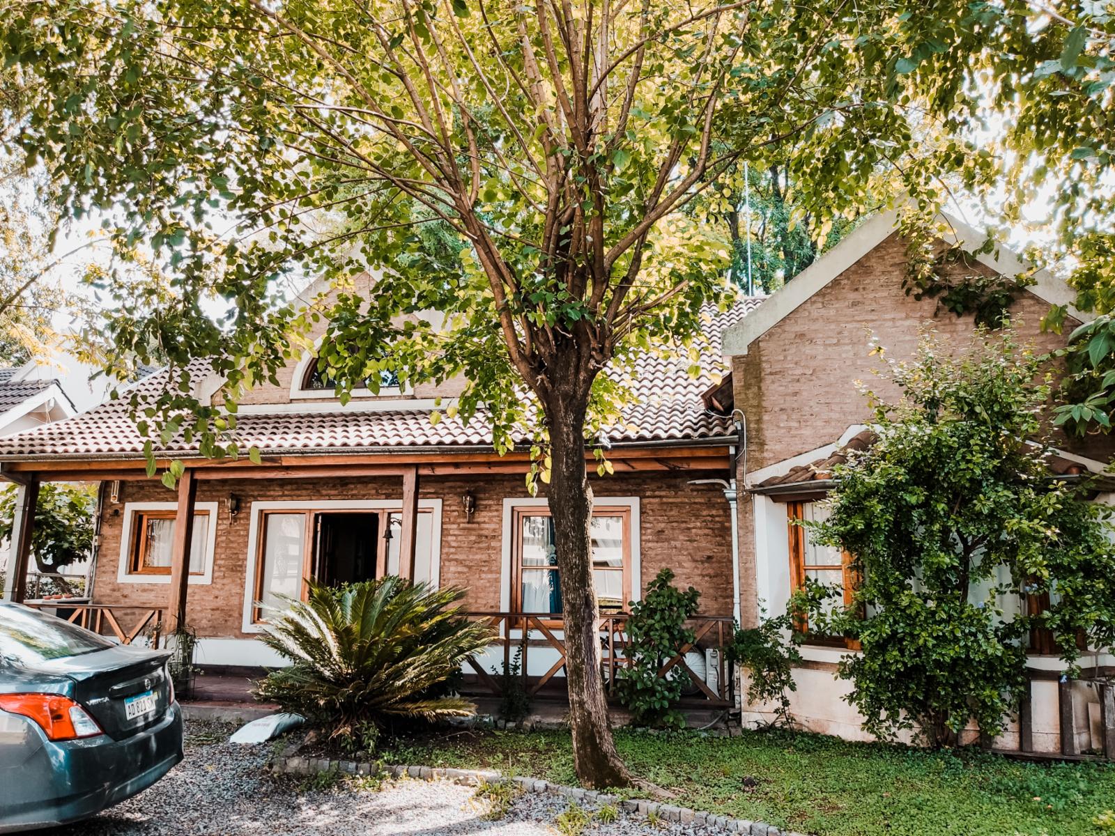 Hermosa casa en barrio cerrado &ampquotLa Leonor&quot