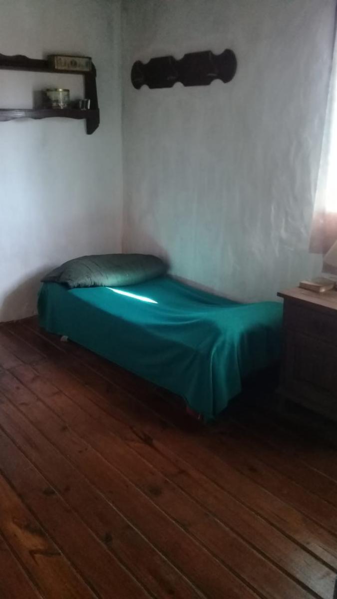 Casa c/ opción a segunda construcción sobre lote de 10 x 30 en Bella Vista — foto 6