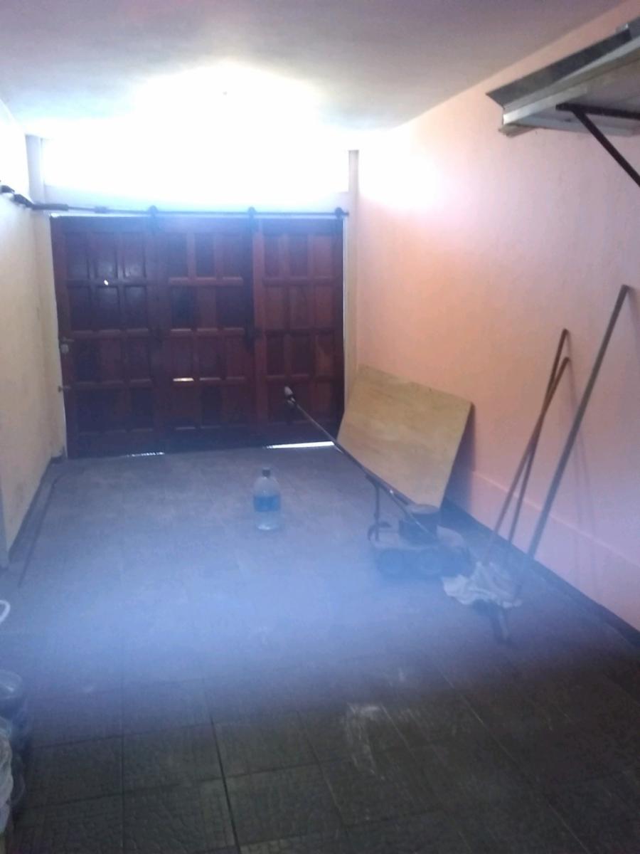 CHALET, 5 AMBIENTES, FONDO LIBRE - 4