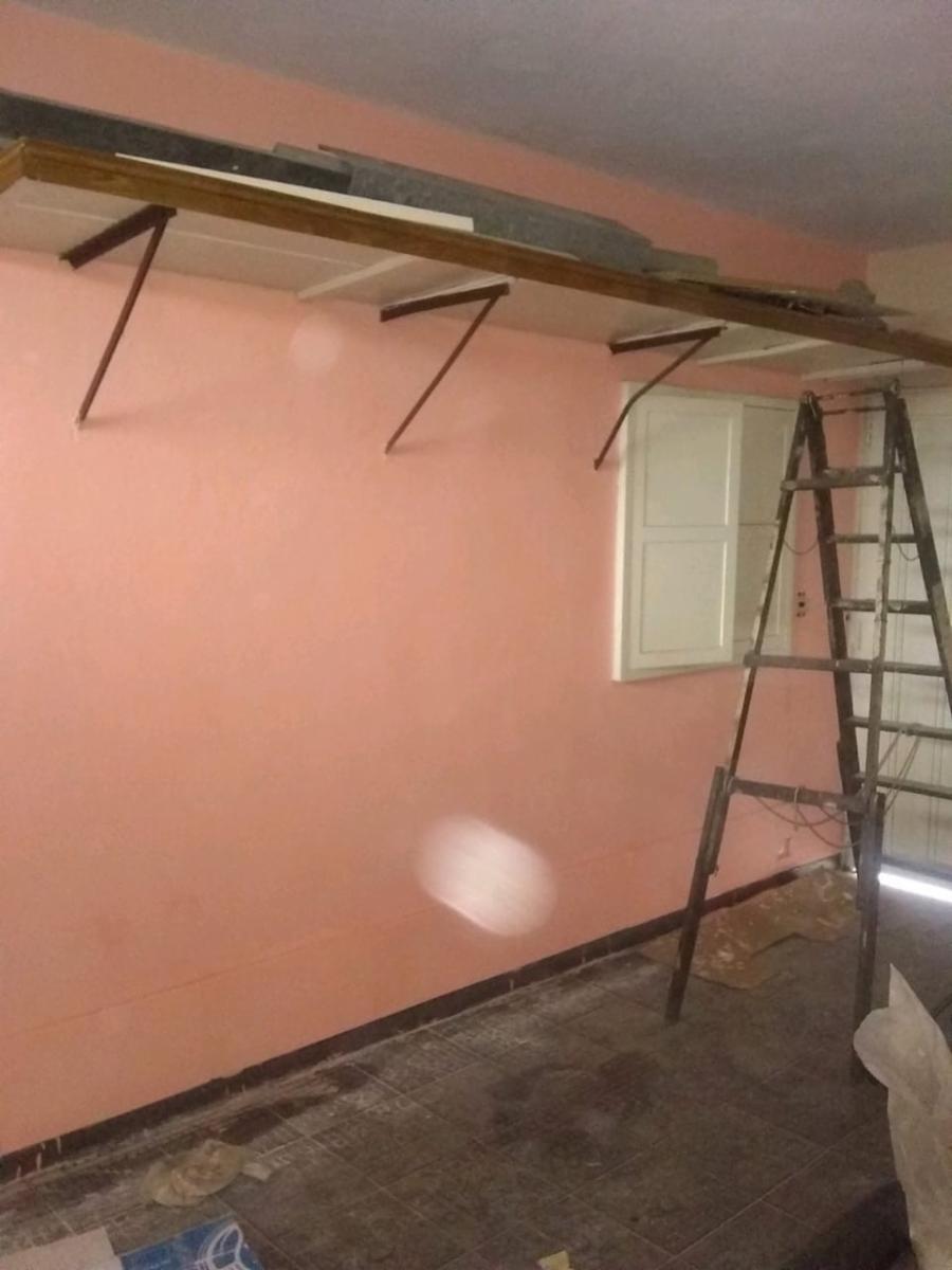 CHALET, 5 AMBIENTES, FONDO LIBRE - 11
