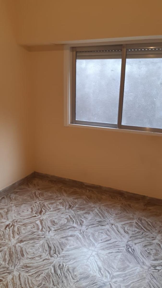 VENTA CASA 2 DORMITORIOS EN TIRO FEDERAL EDISON 1128 — foto 8