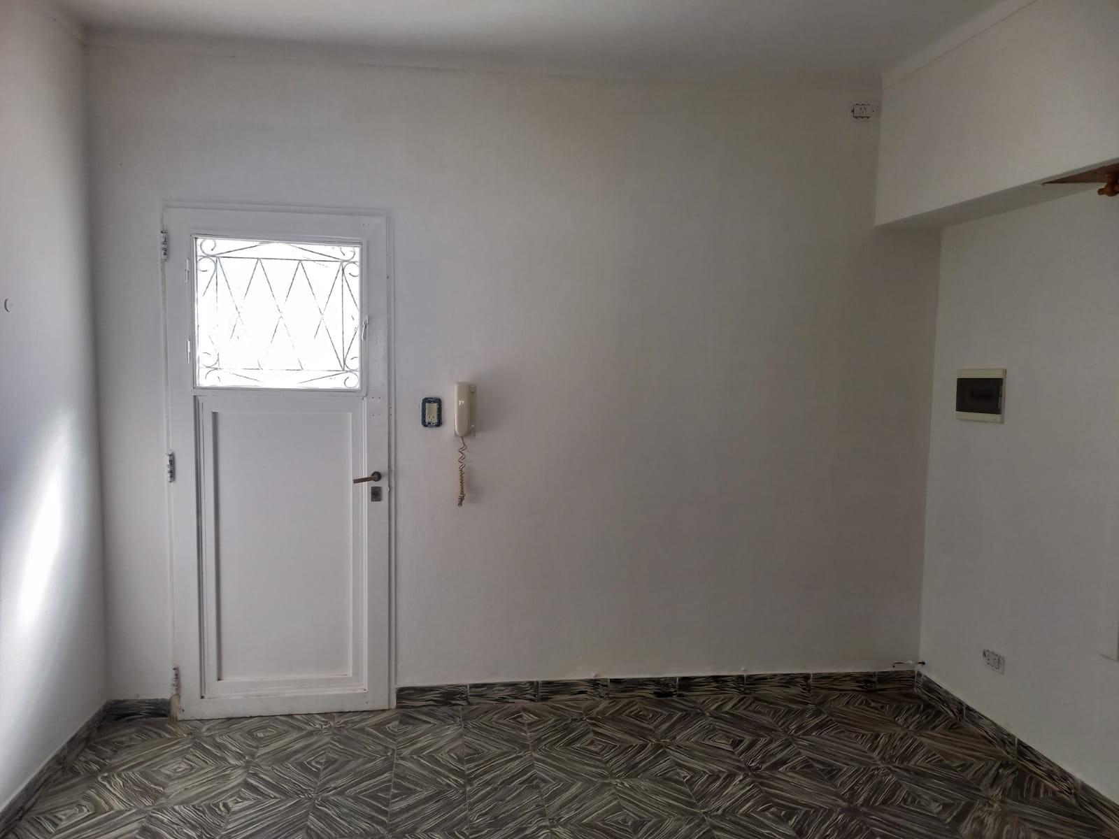 VENTA CASA 2 DORMITORIOS EN TIRO FEDERAL EDISON 1126 — foto 7