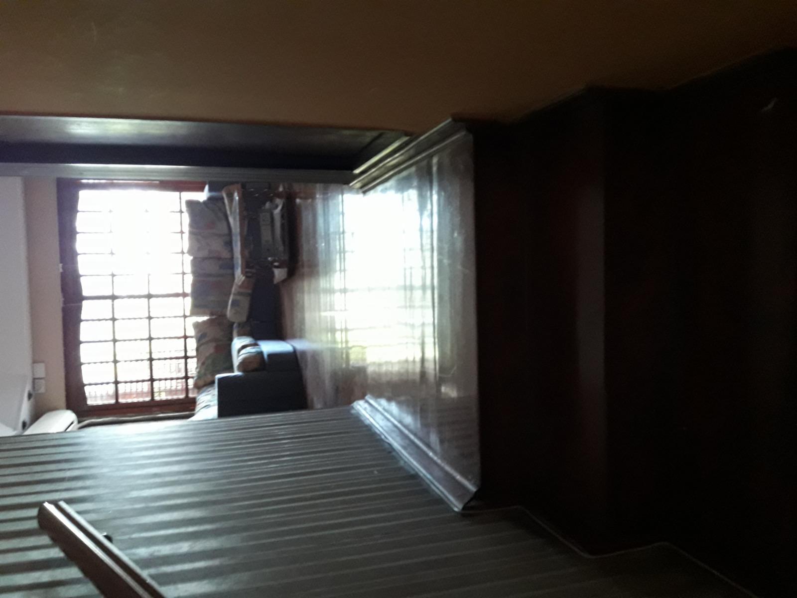 CASA 6 AMBIENTES, EXCELENTE OPORTUNIDAD!! — foto 12