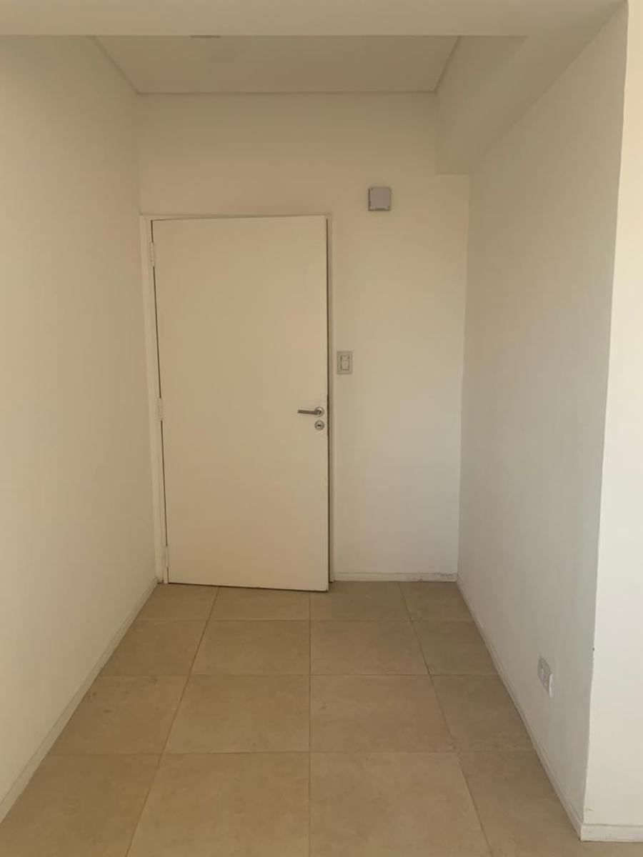 Excelente Dto de 2 amb. casi a estrenar. Bajas Expensas y muy buena ubicacion — foto 6