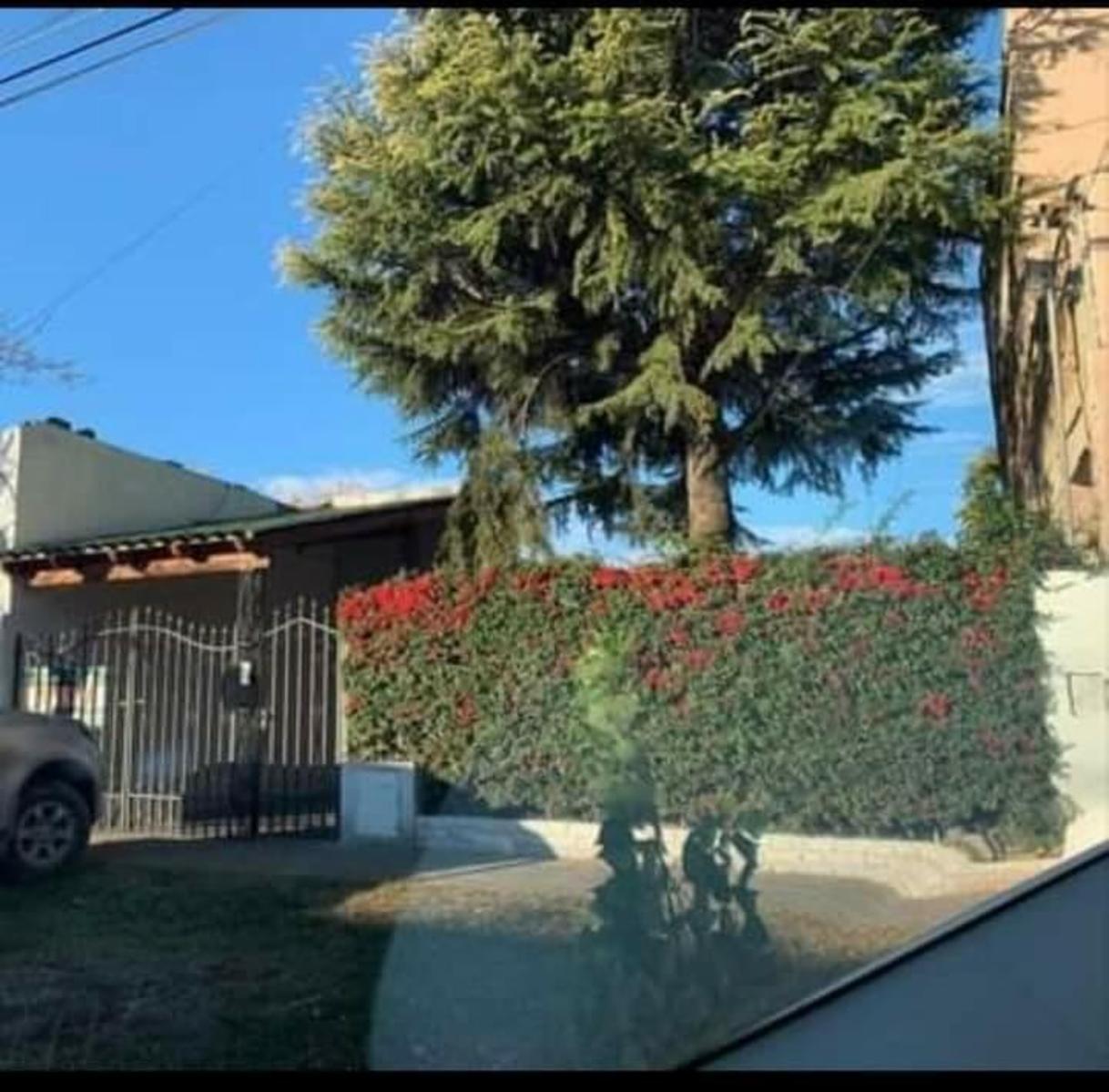 Excelente propiedad, en el centro de Villa Regina, en venta. Toma propiedad en parte de pago, en CABA, en barrios denominados turisticos.