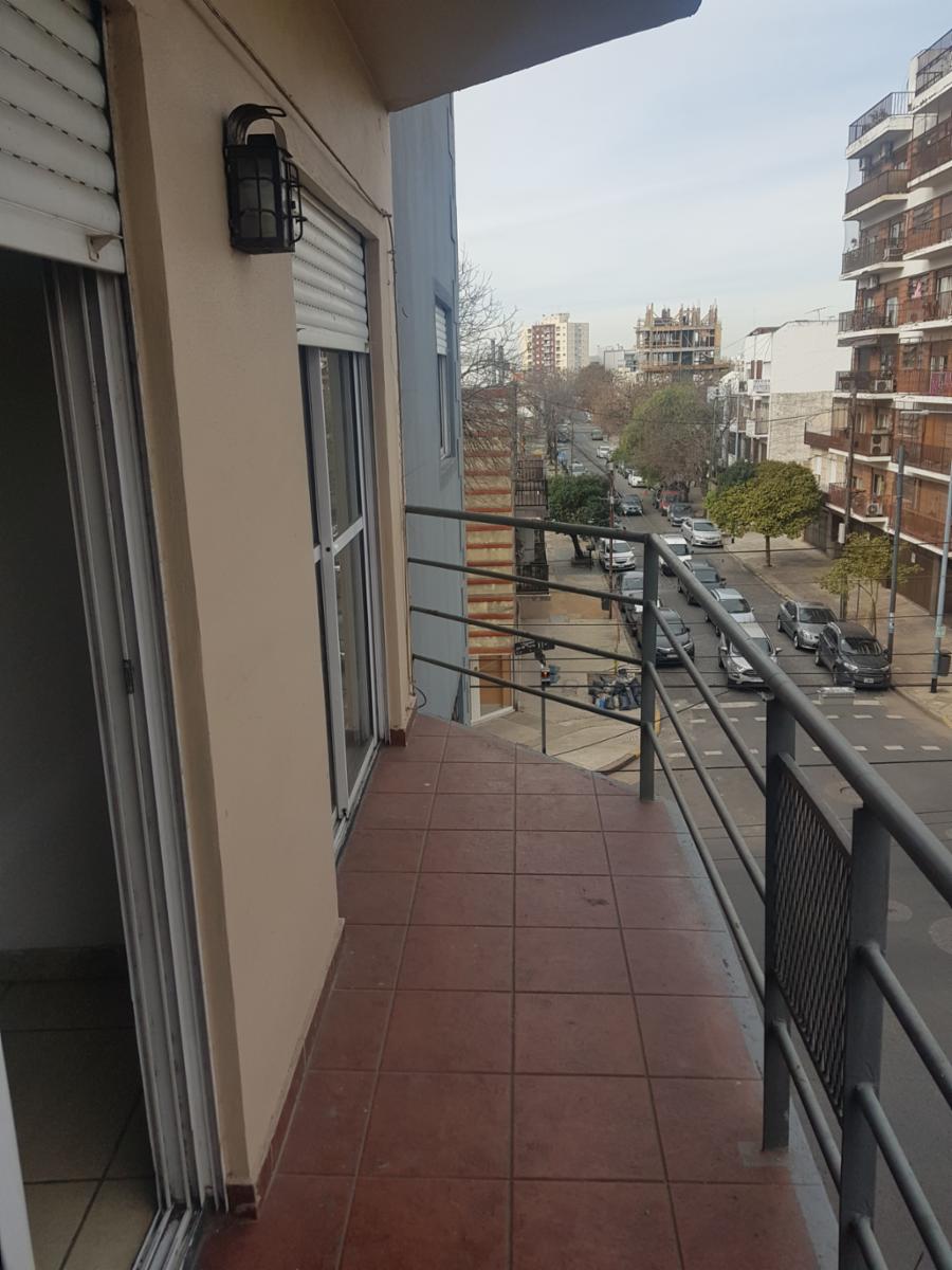 Venta DTO 3 amb. al frente sobre Av Lisandor de la Torre — foto 7