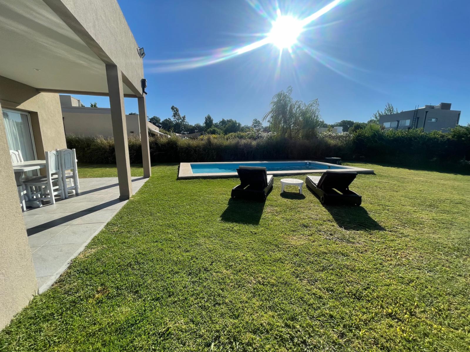 Barrio Santa Juana- CASA EN VENTA- Canning — foto 2