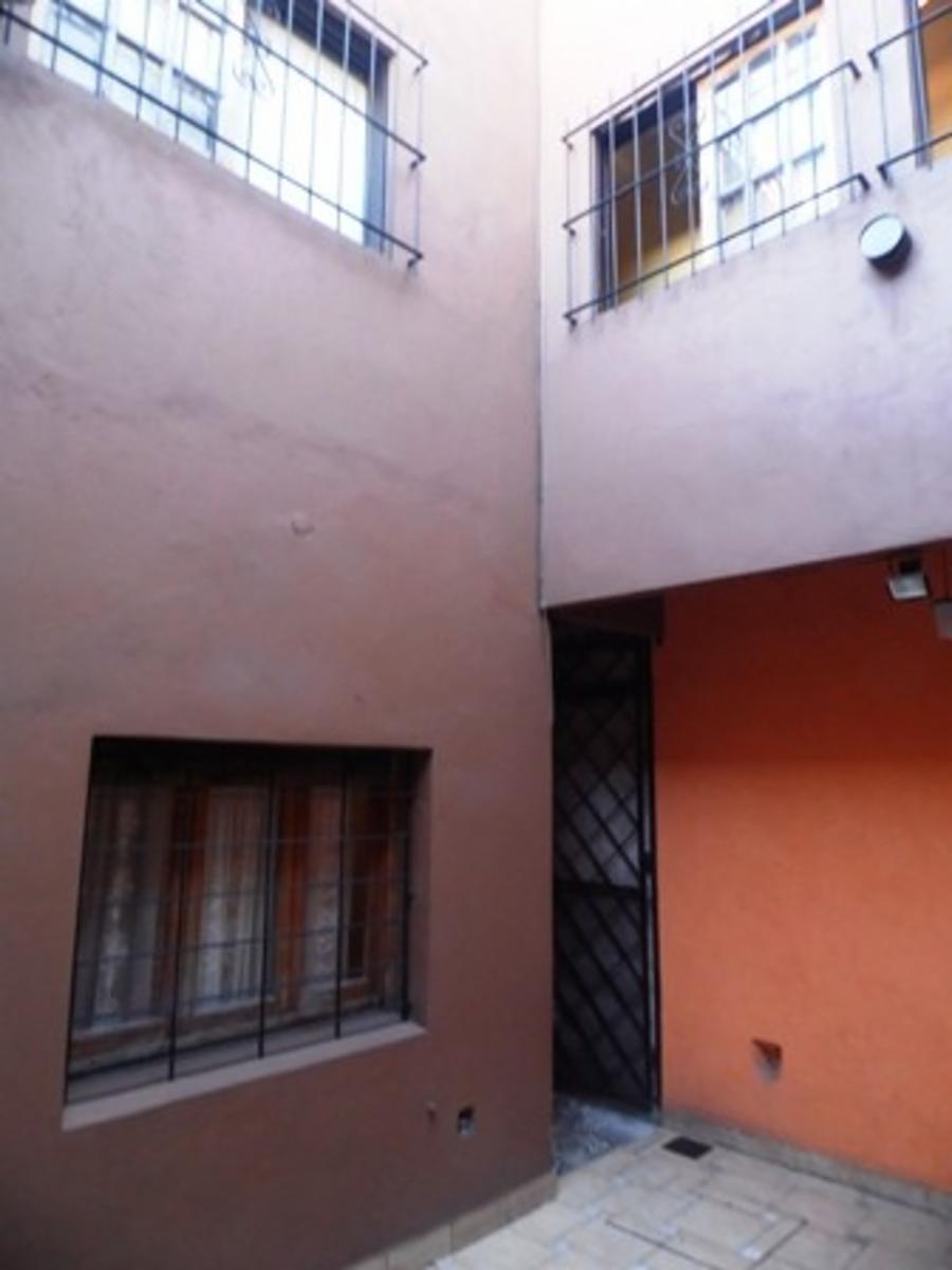 Casa con 3 Dtos. en block. Ideal 3 familias — foto 9