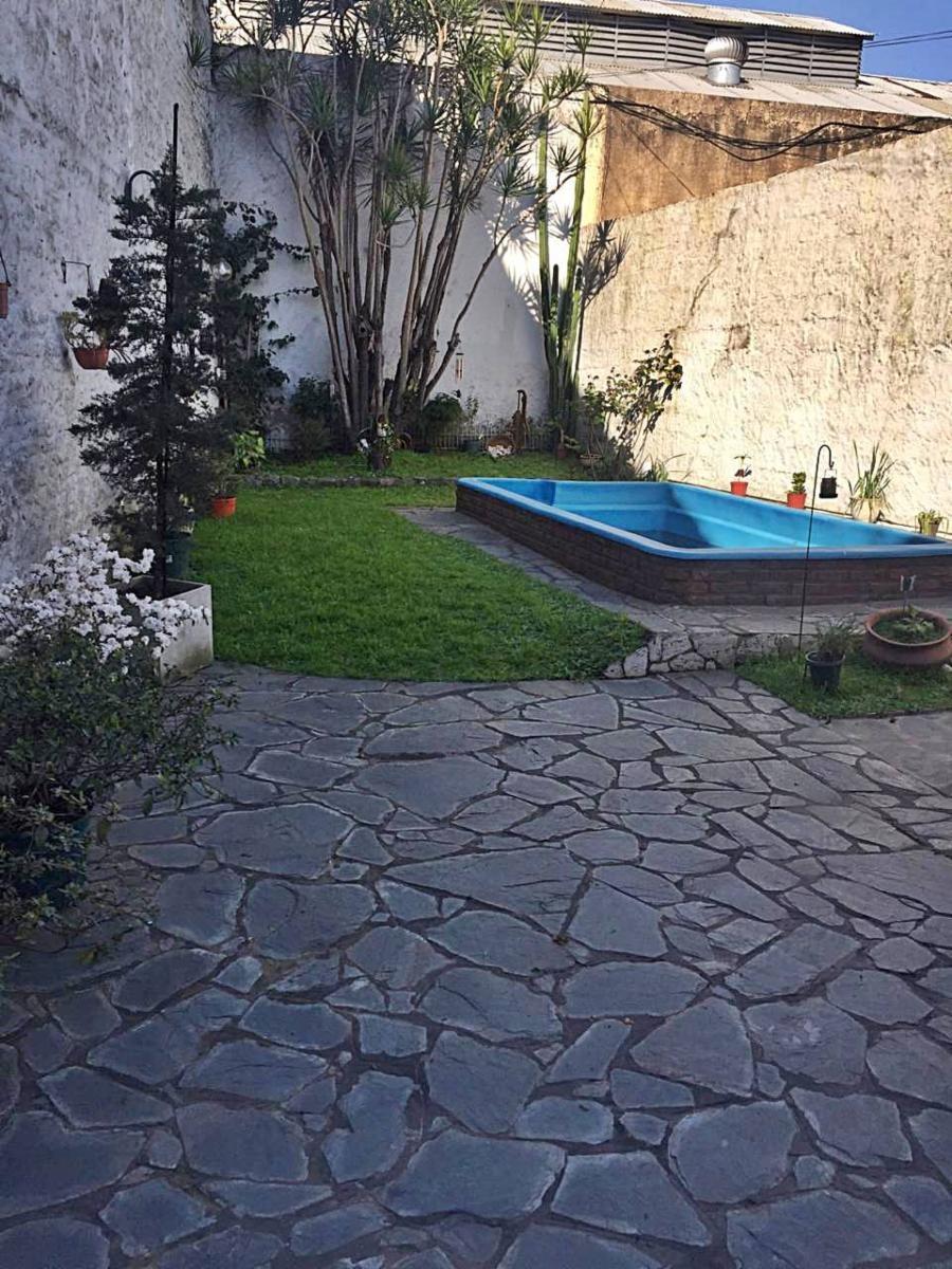 Excelente Chalet – 4 Ambientes – Dependencia– Jardín con pileta - Quincho y Garaje — foto 15