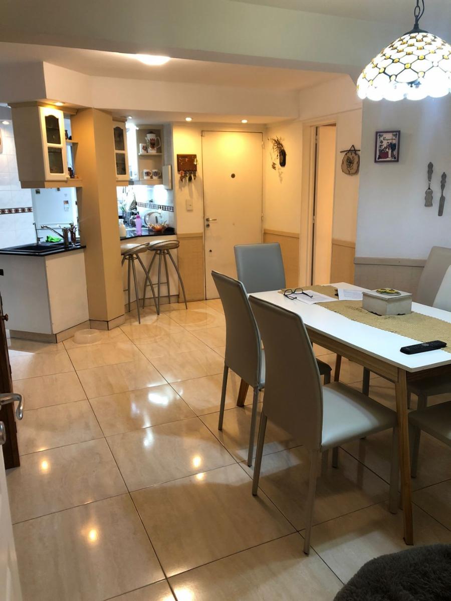 VENTA SEMIPISO 4 AMB, PALIER PRIVADO, BALCÓN, PATIO, COCHERA Y BAULERA CABALLITO — foto 4