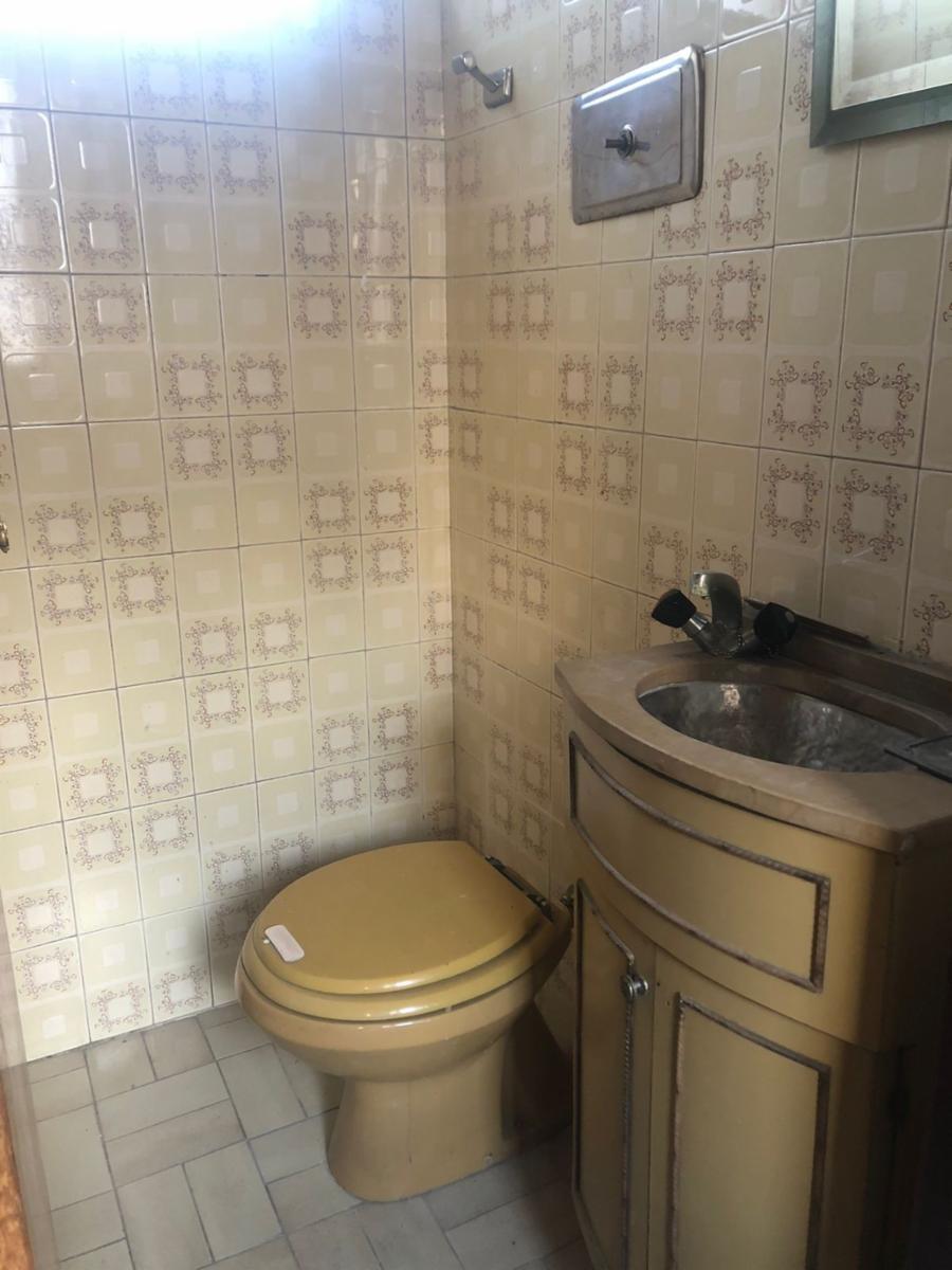 Venta departamento. Piso de 4 ambientes al frente con Balcón. Parque Patricios. — foto 7