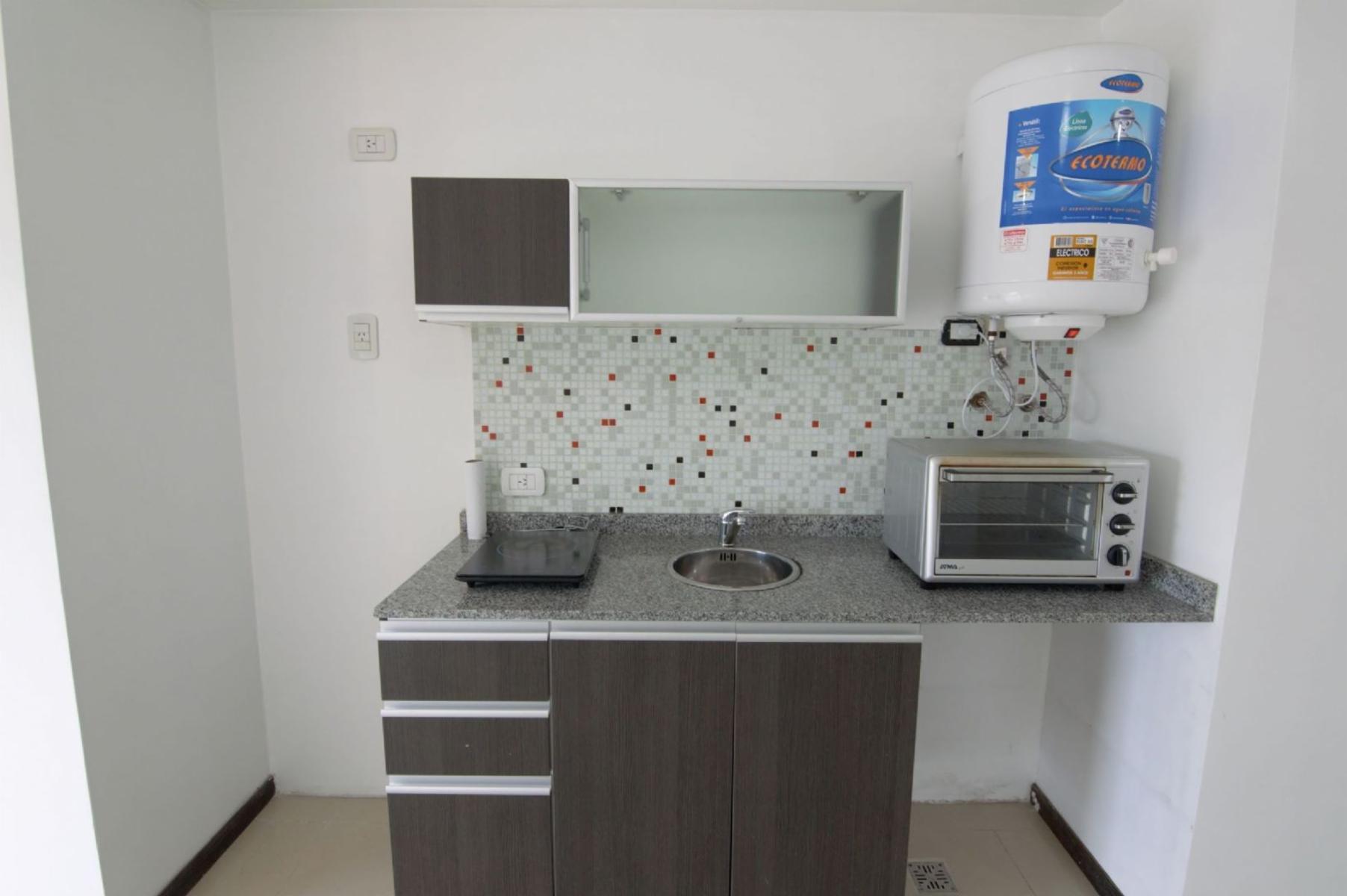 Monoambiente al Frente con Balcón &quotAPTO PROFESIONAL” — foto 3