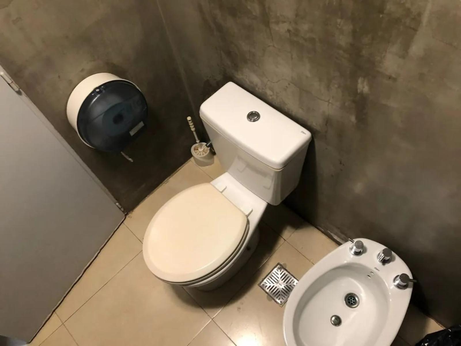 Venta Oficina de 160 M2 . Ubicada en Distrito Tecnológico, Parque Patricios - 16