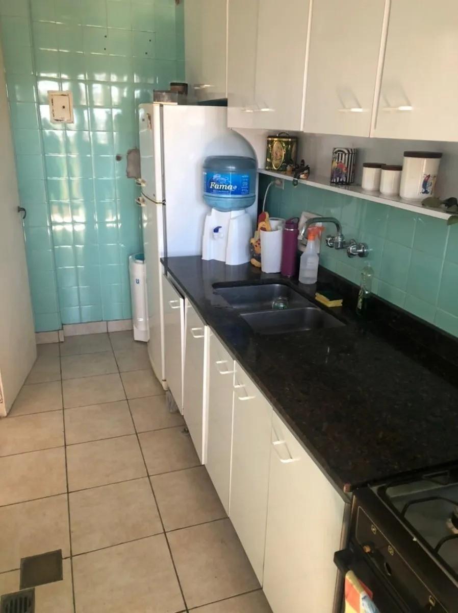 Venta depto 3 ambientes, al frente con Balcón corrido, muy luminoso. — foto 2