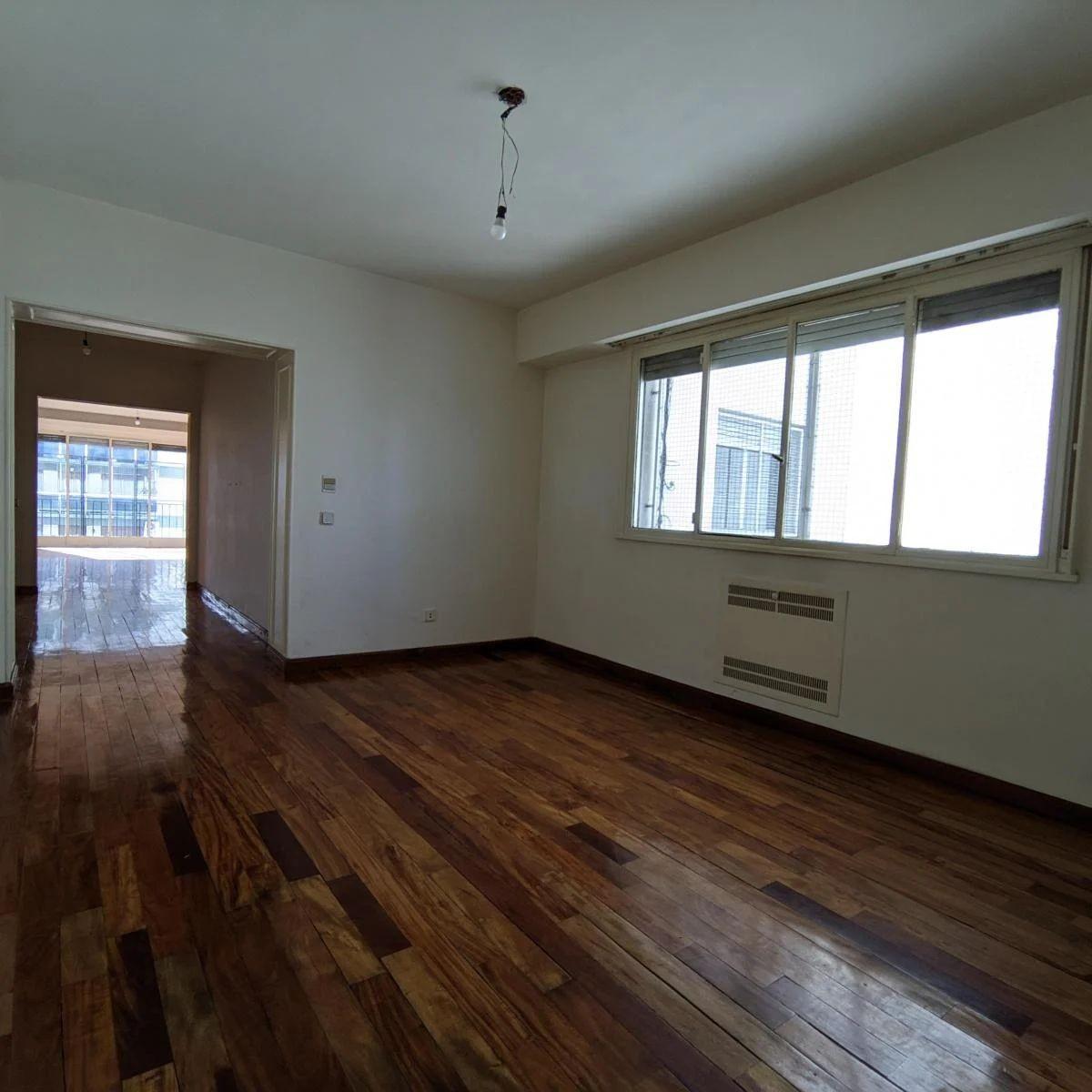 Excelente depto 4 amb mas dependencia, al frente. 150M2 — foto 10