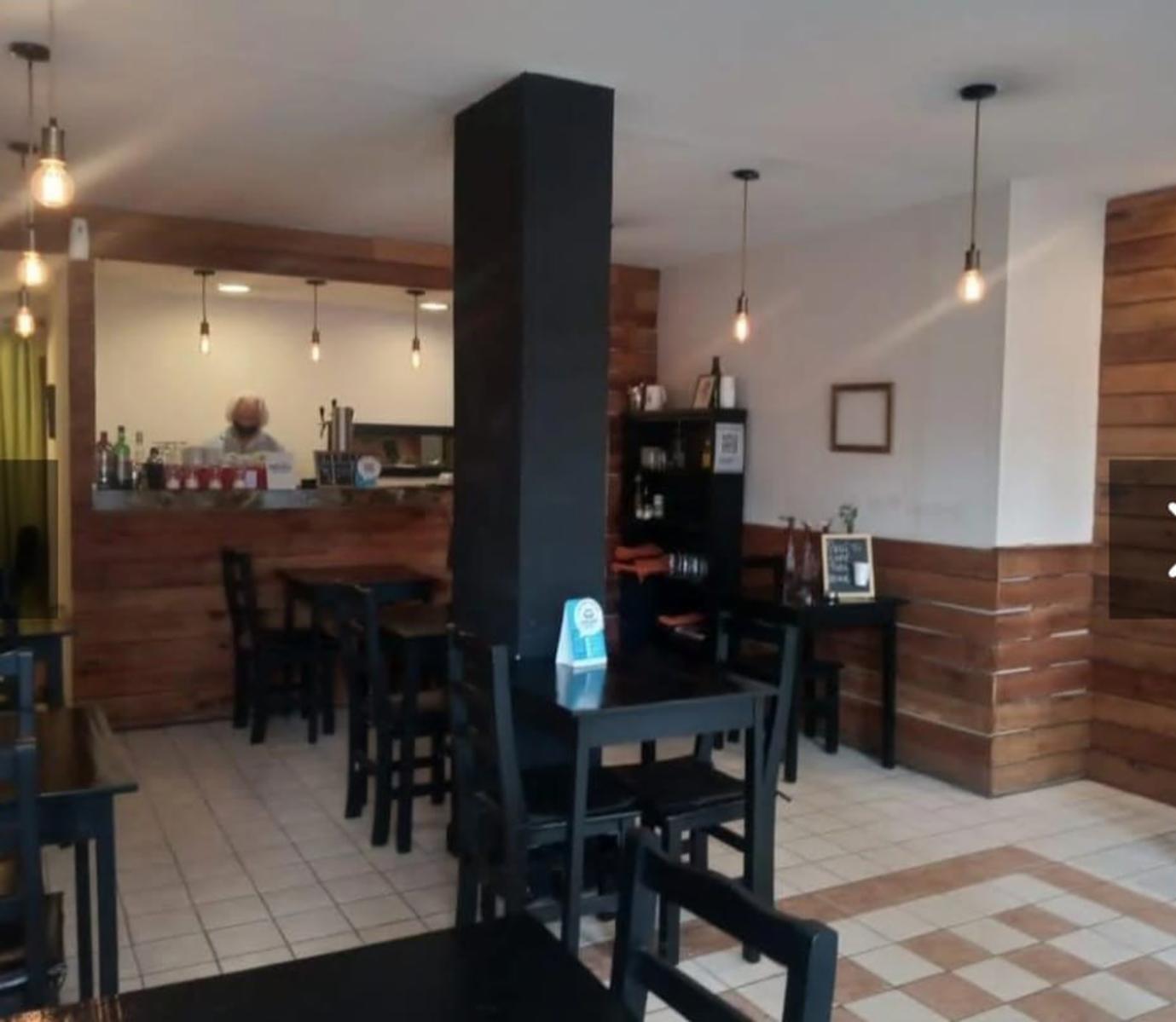 Local Comercial Av Caseros -Distrito Tecnologico - 2