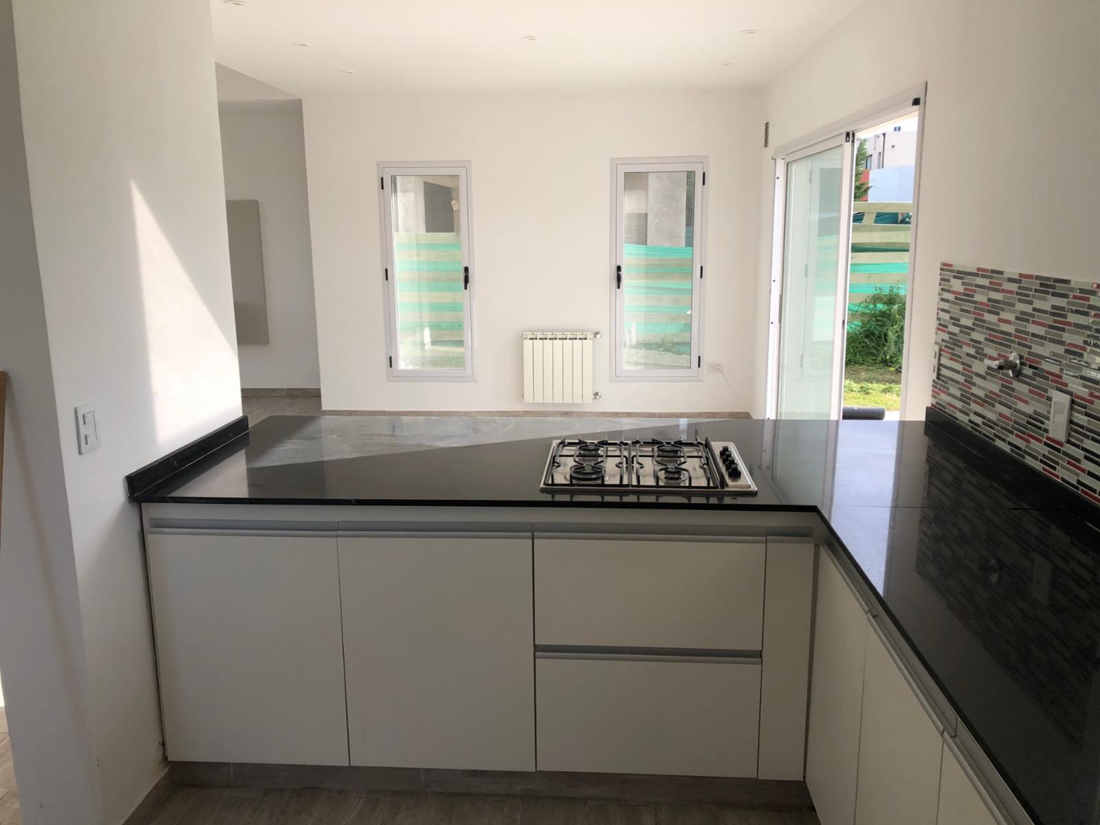 Venta de casa con pileta - Barrio los talas- Canning — foto 5