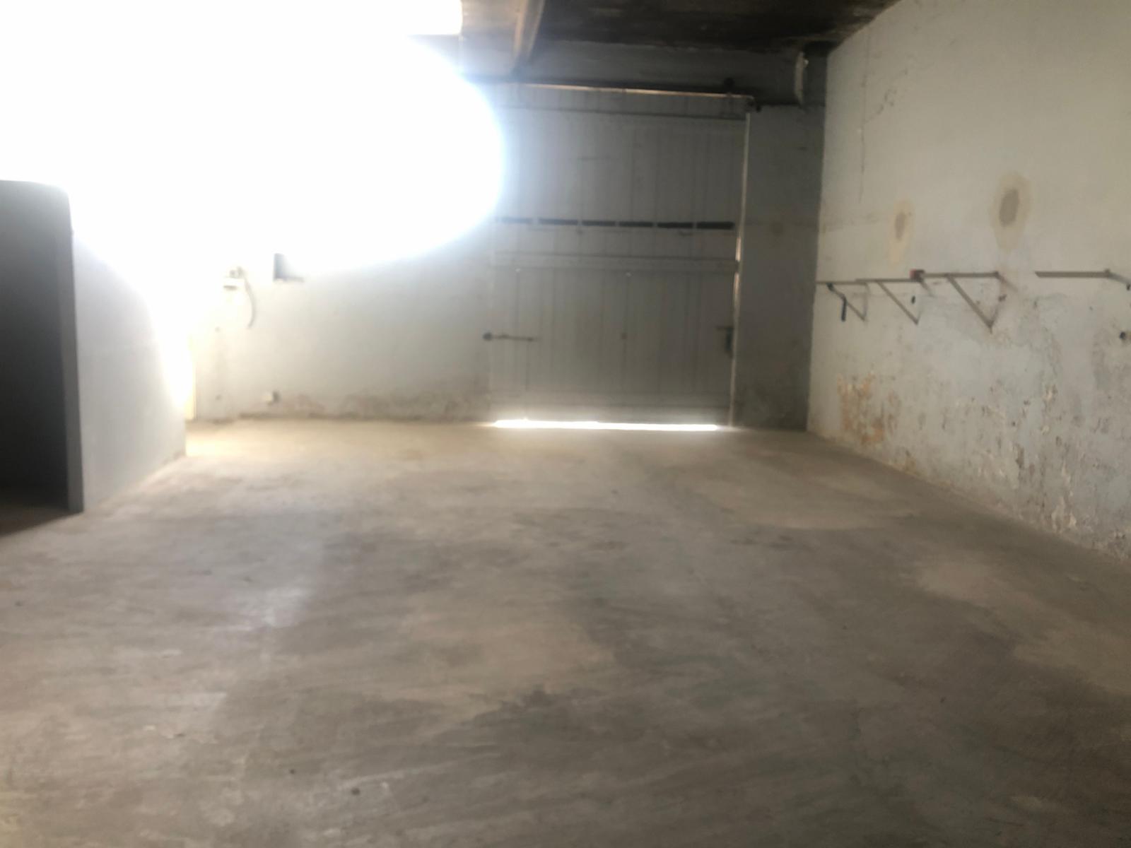 Venta casa con depósito y local. Lote de 31 de frente x 18 — foto 3
