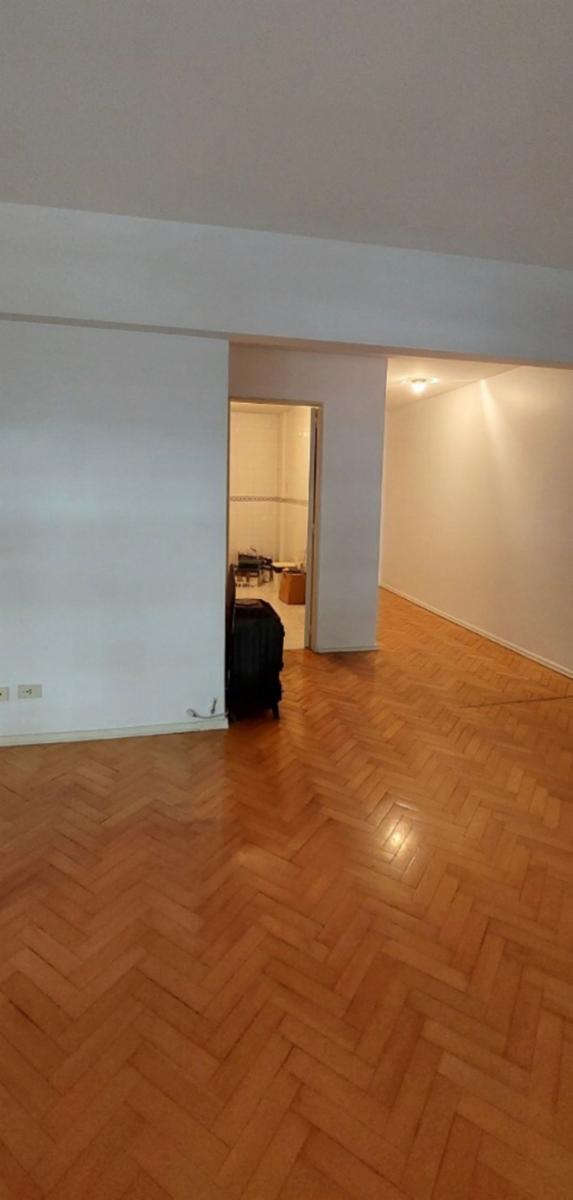Venta depto 4 amb con balcón corrido — foto 3