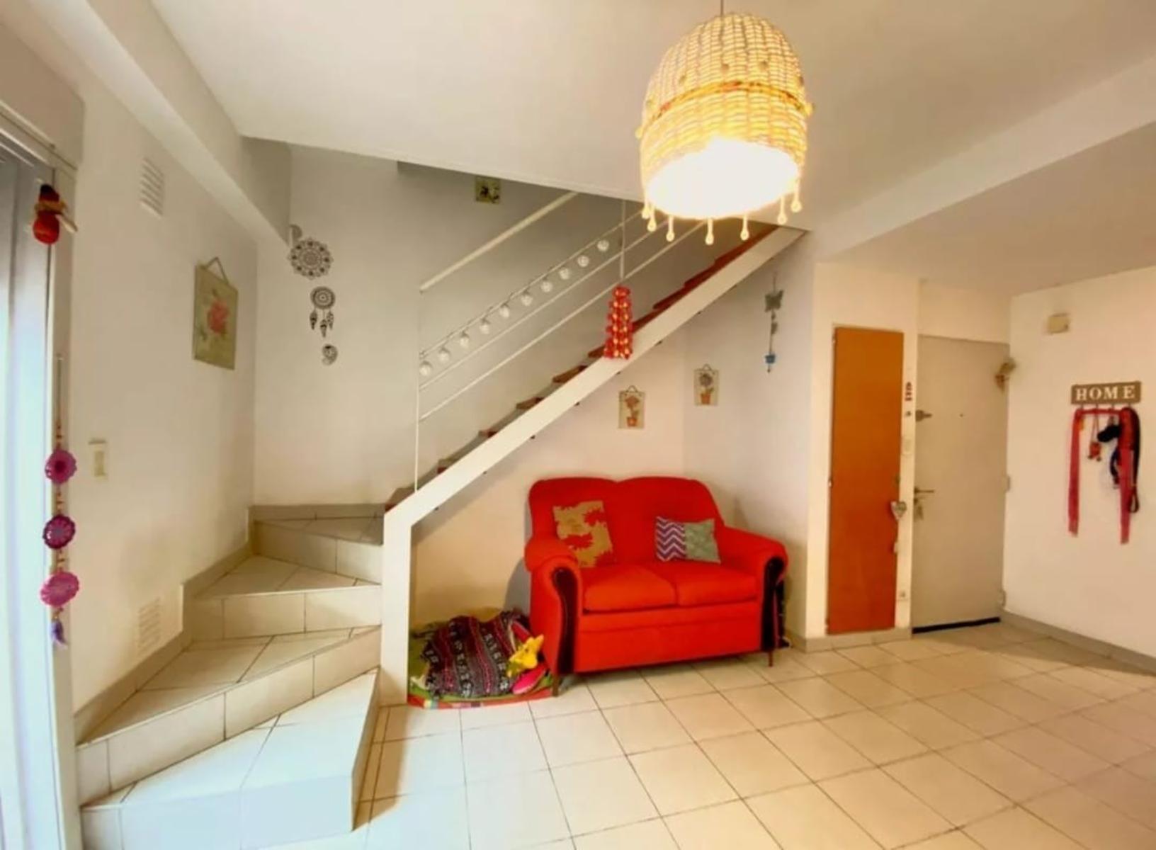 Excelente Duplex 3 Ambientes en Boedo — foto 3