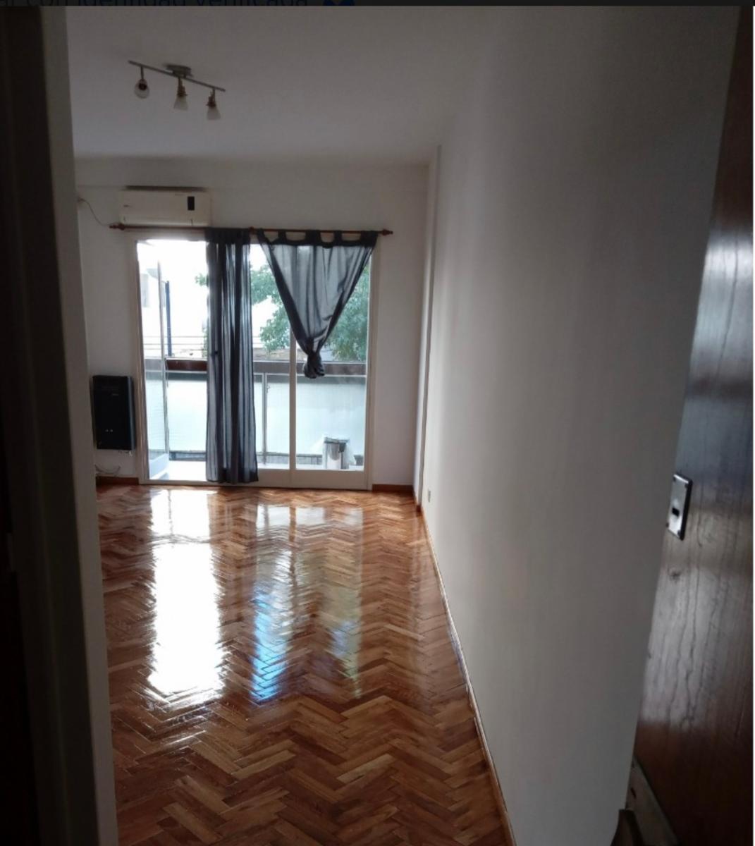 Venta depto 3 amb al frente. — foto 2