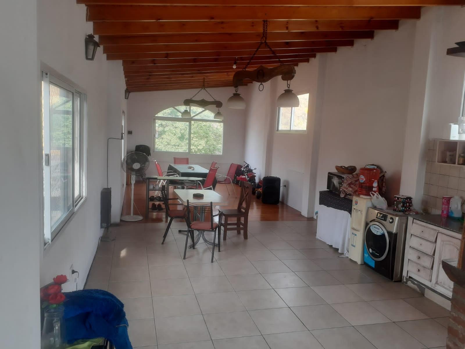 Venta casa 5 amb, en lote propio — foto 12