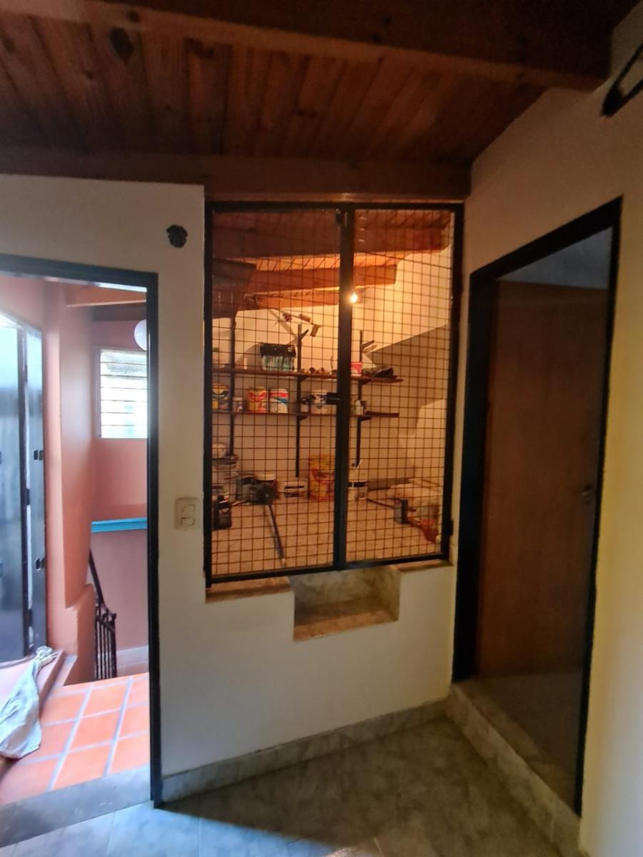 Excelente casa de categoria 6 Ambientes con Cochera -BOEDO — foto 11