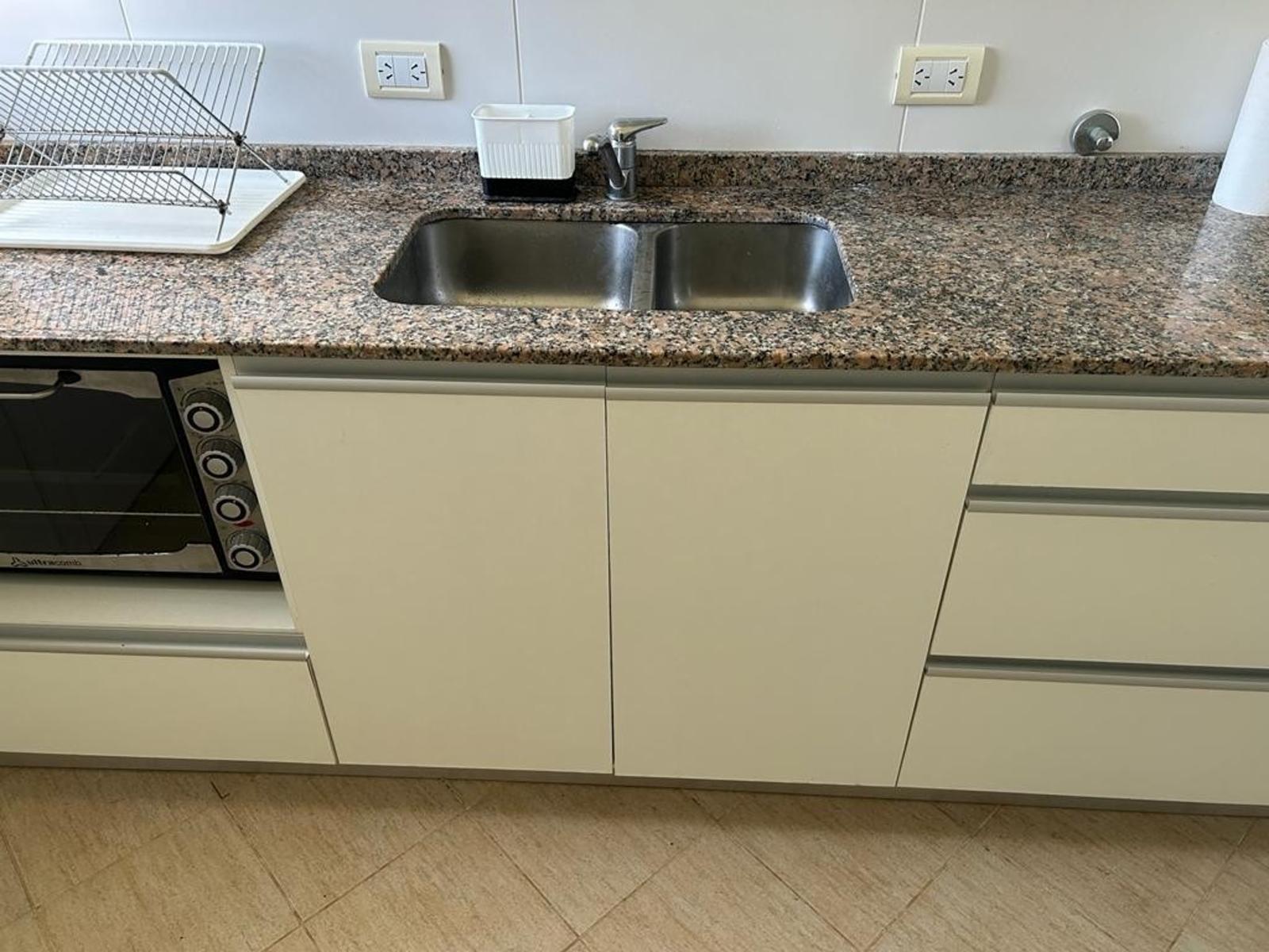 Venta 3 amb, en un planta baja. Frente al mar — foto 3