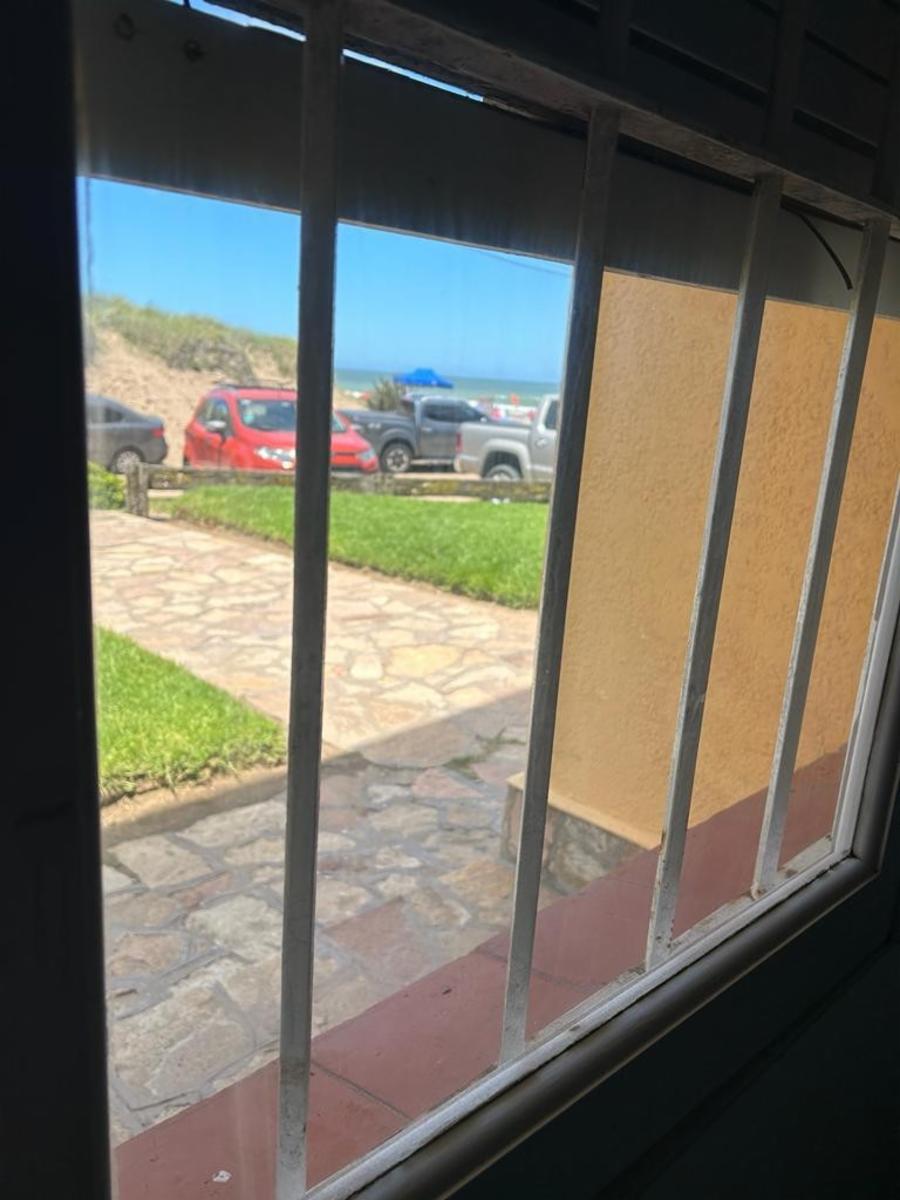 Venta 3 amb, en un planta baja. Frente al mar — foto 11
