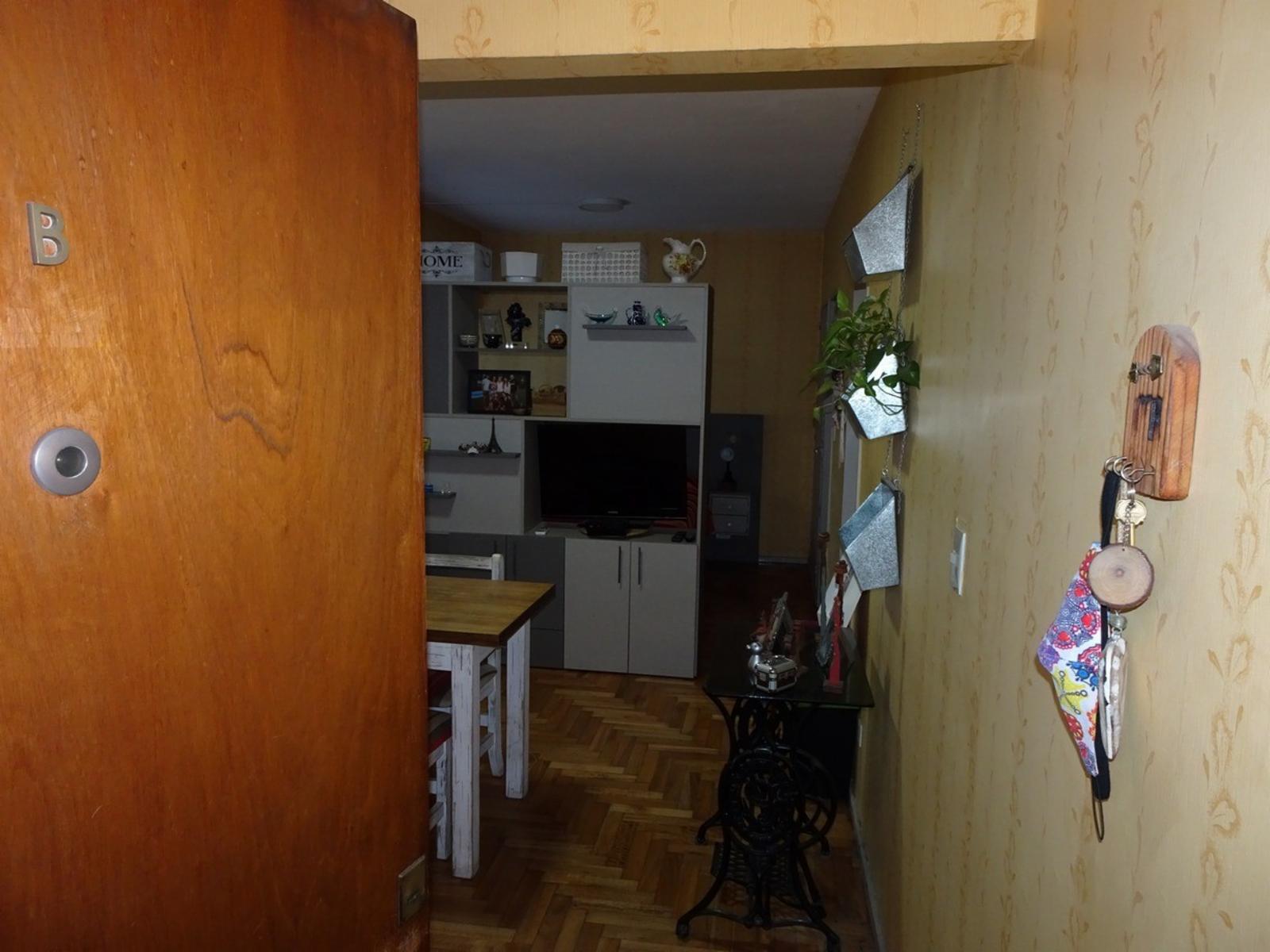 Venta de departamentos monoambiente en Floresta — foto 9