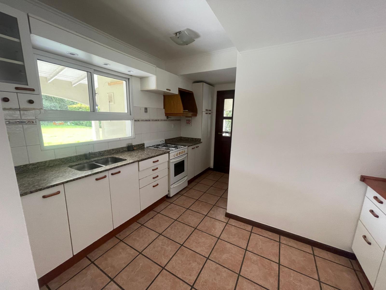 Venta de casa en Echeverría del lago Canning — foto 13