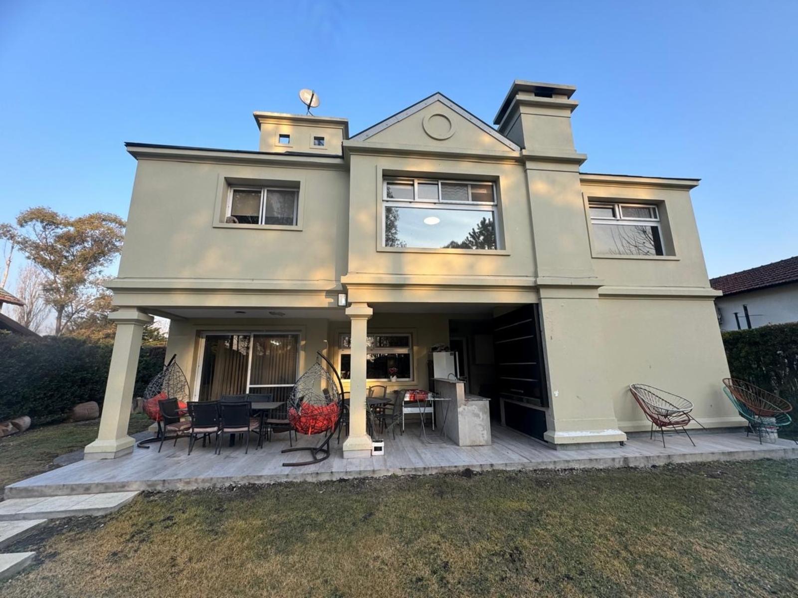 Venta de casa en Echeverría del lago — foto 3