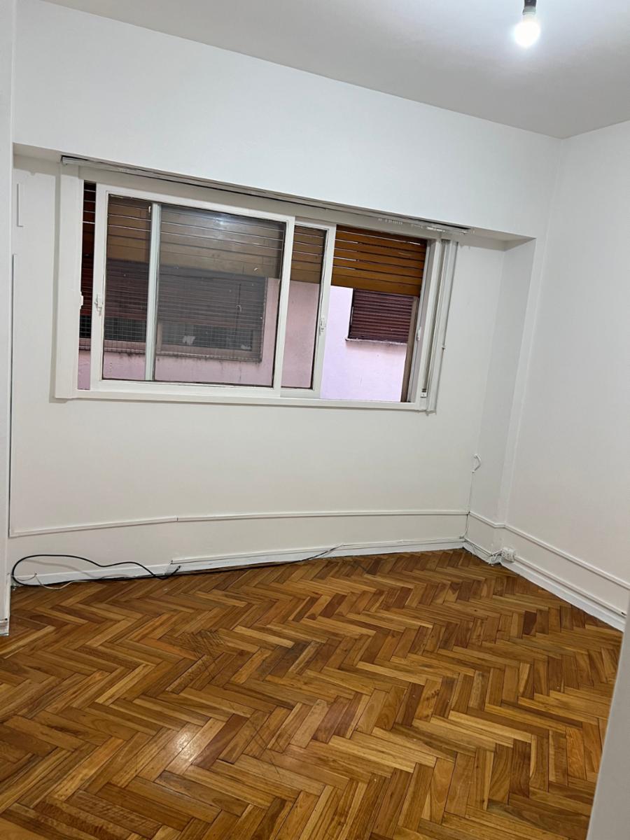 Venta depto 2 ambientes, interno. Sobre Av — foto 5