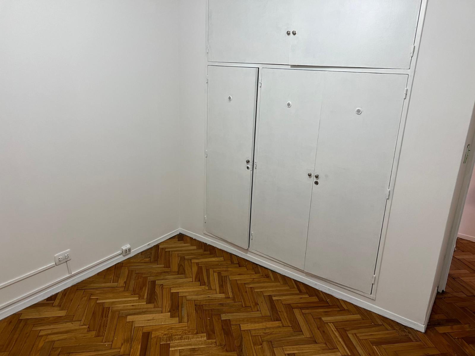 Venta depto 2 ambientes, interno. Sobre Av — foto 9