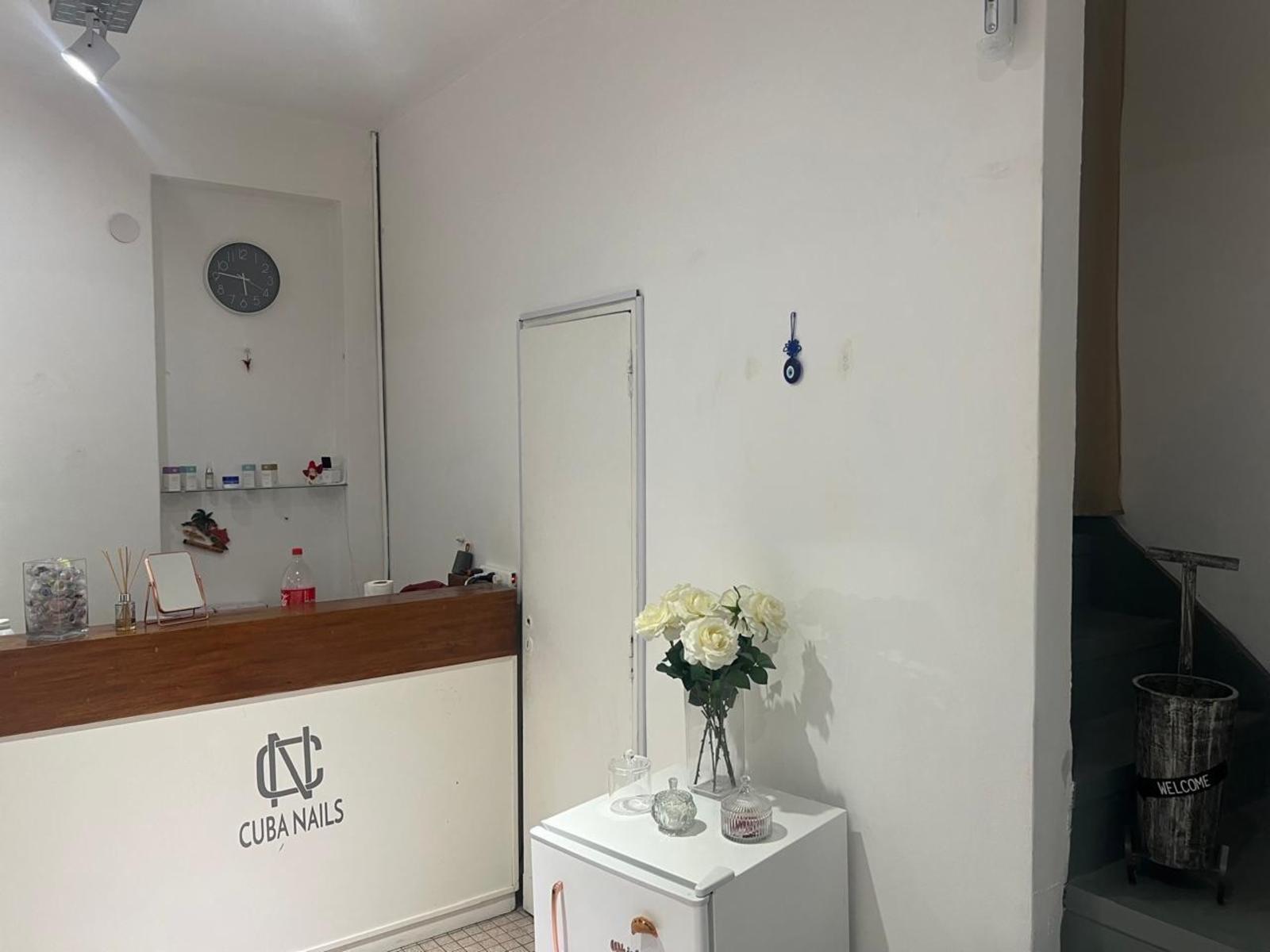 Excelente Local Comercial a la Venta en Parque Patricios - 3