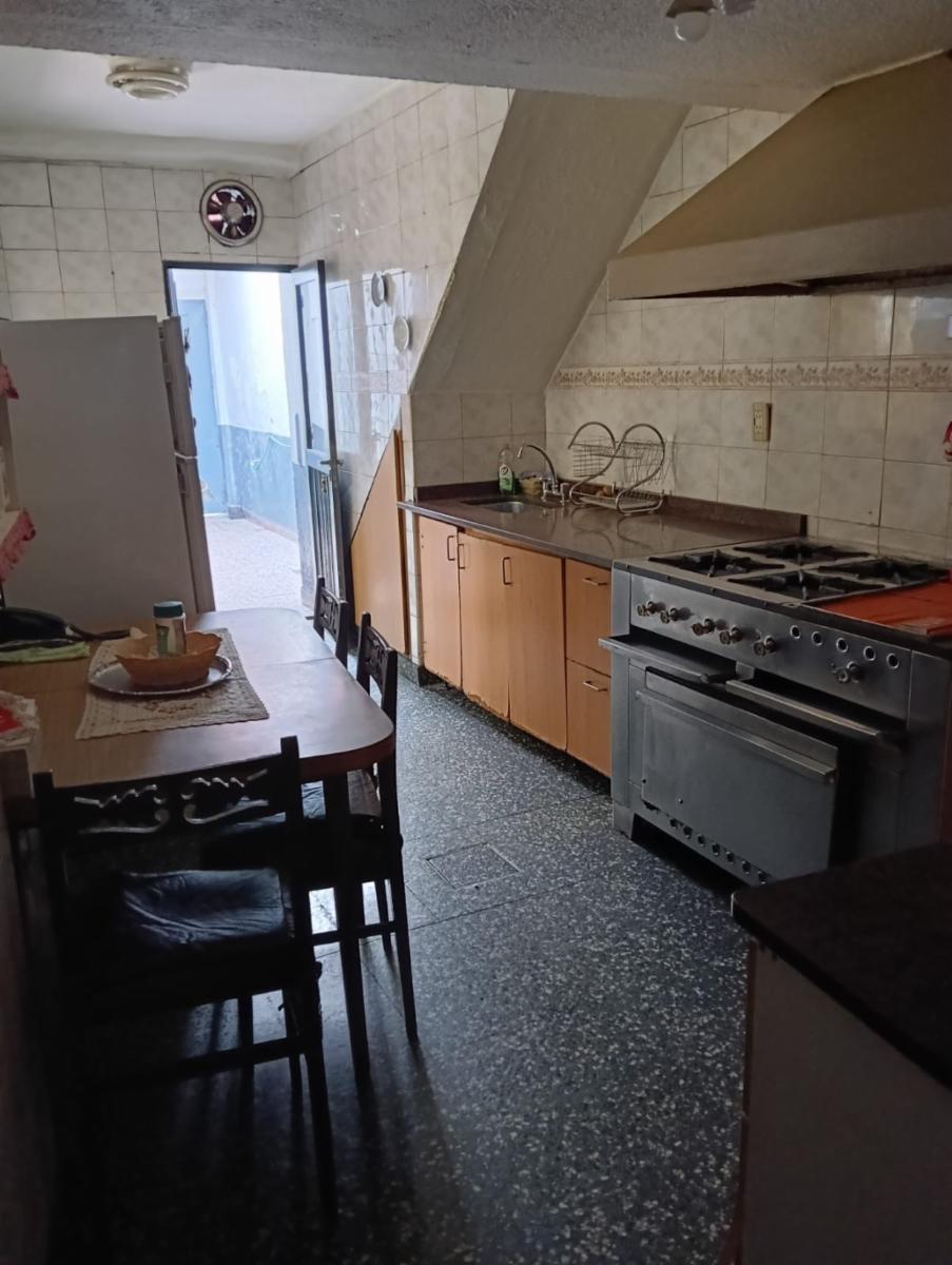 Venta local con vivienda - 26
