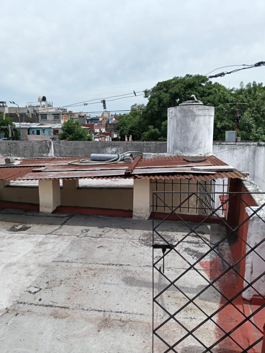 Venta local con vivienda - 32