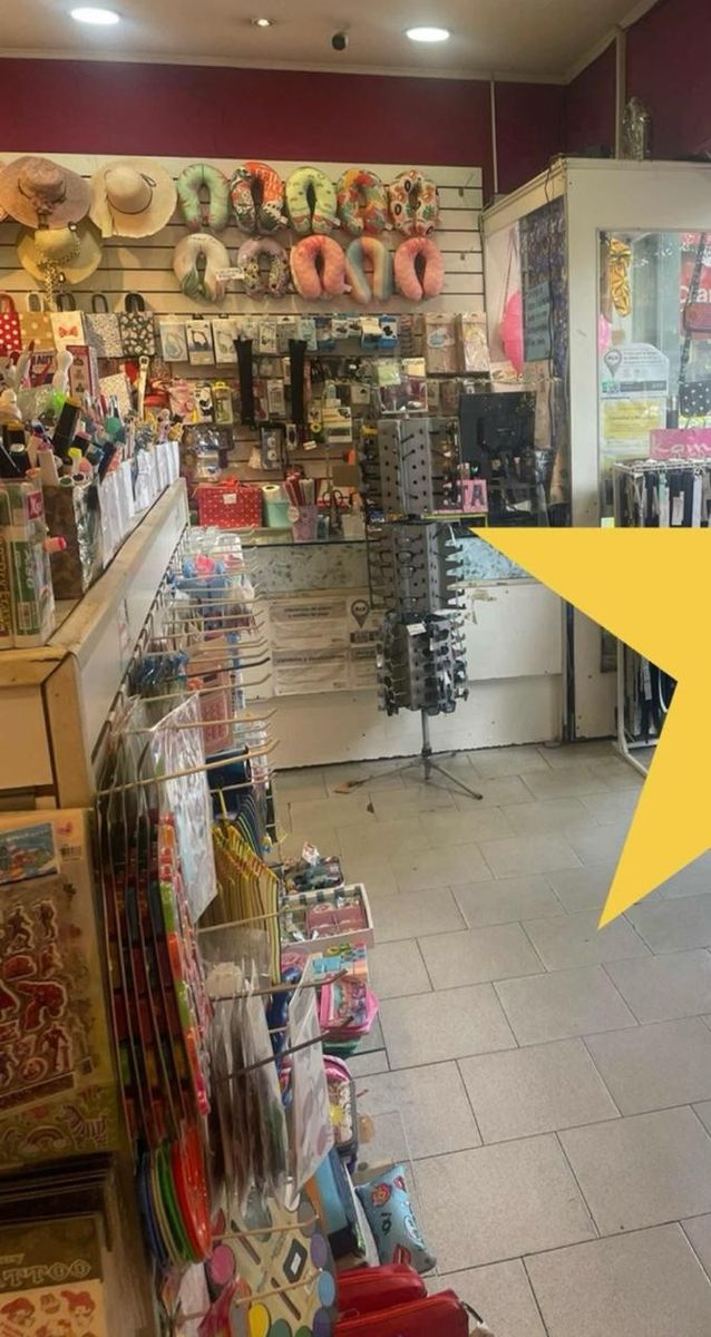 Excelente local a la Venta En Parque Patricios - 5