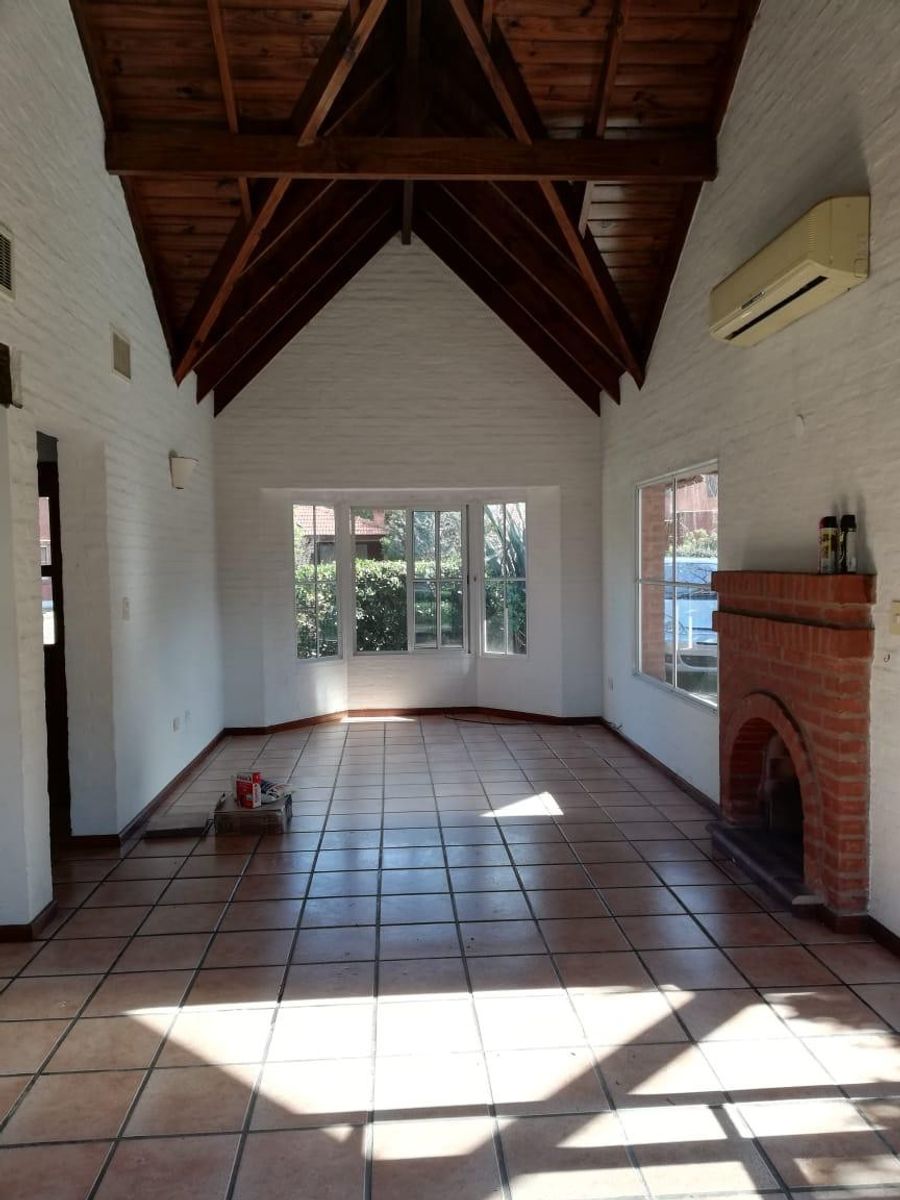 ECHEVERRIA DEL LAGO- VENTA DE CASA EN CANNING — foto 4