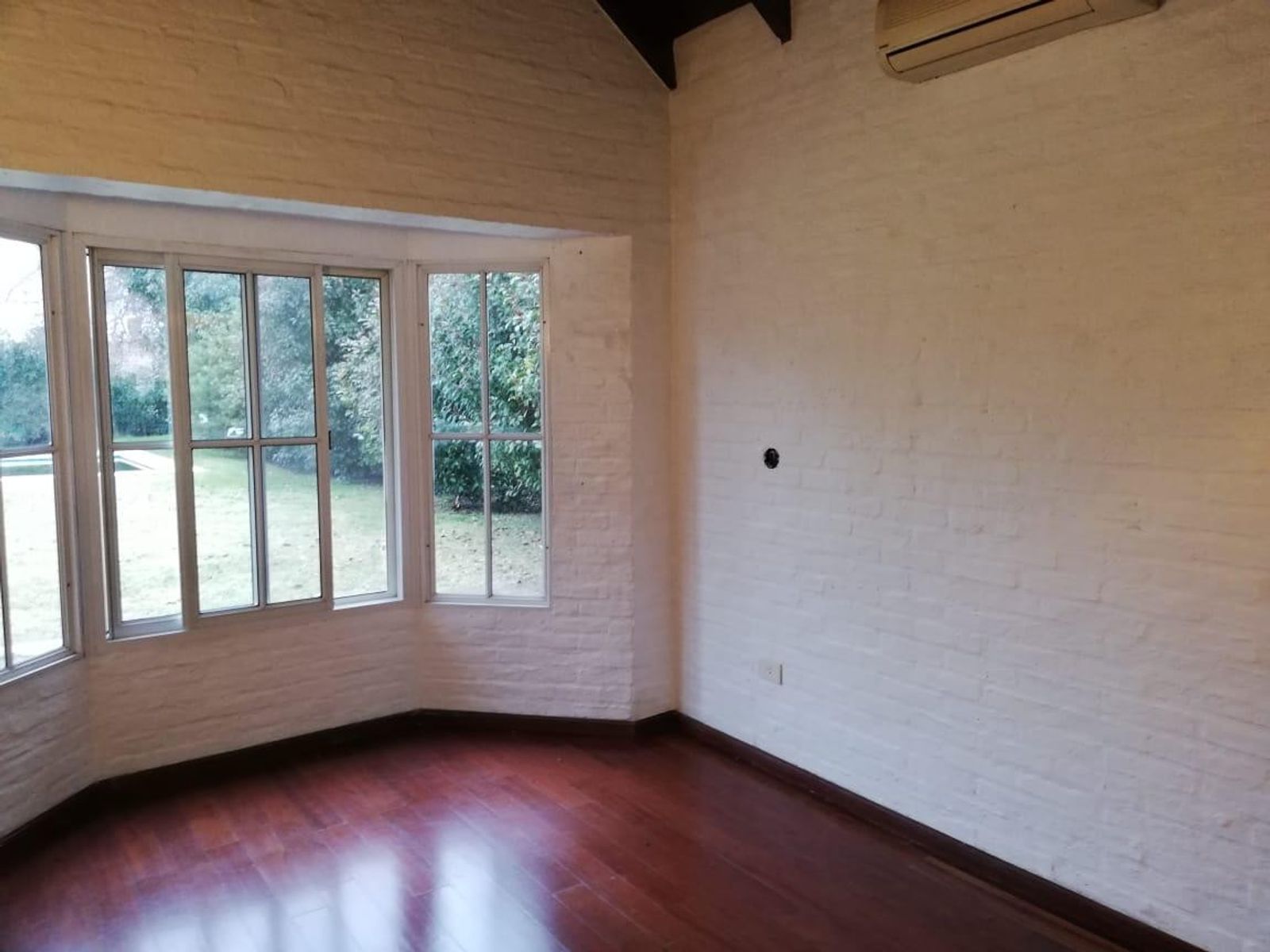 ECHEVERRIA DEL LAGO- VENTA DE CASA EN CANNING — foto 8