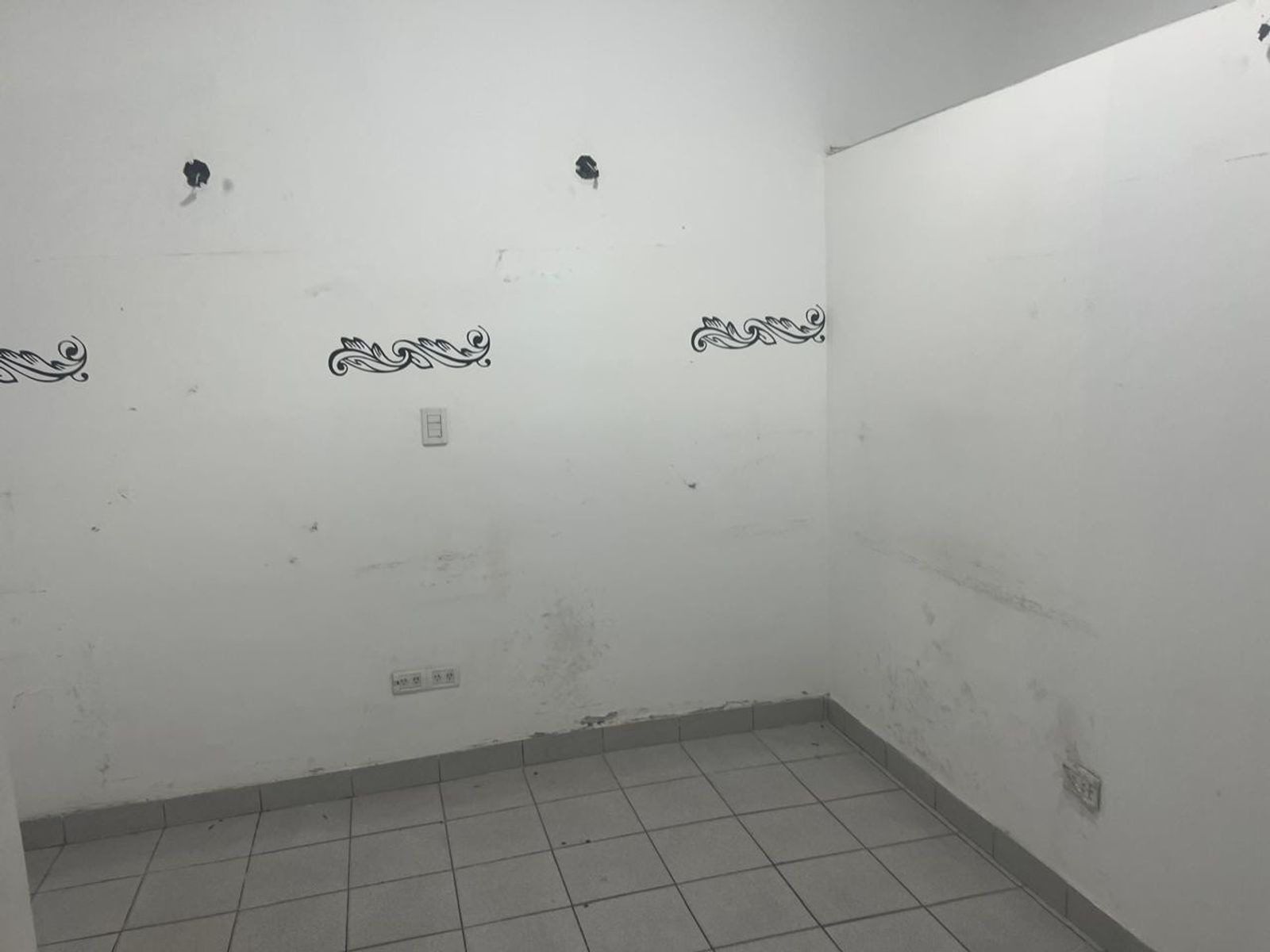 Excelente Local Comercial en Alquiler - 10