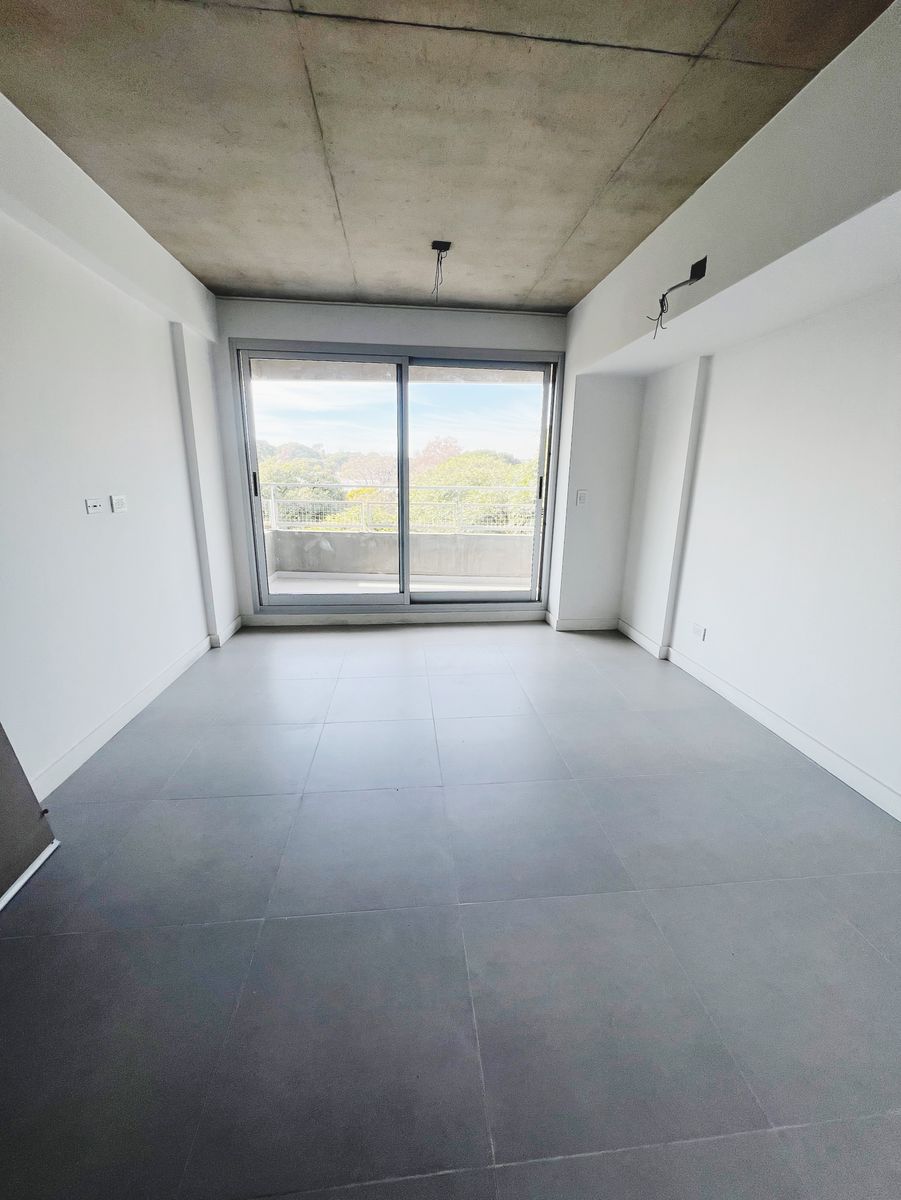 Venta 2 ambientes . Al frente con balcón. 69 m2 — foto 5
