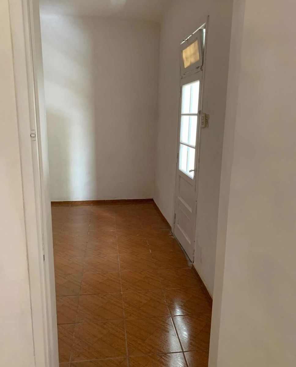 Hermoso PH 3 Ambientes en Planta Baja con Patio y Jardin -Apto Credito — foto 9