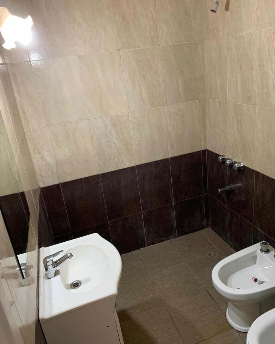Hermoso PH 3 Ambientes en Planta Baja con Patio y Jardin -Apto Credito — foto 11